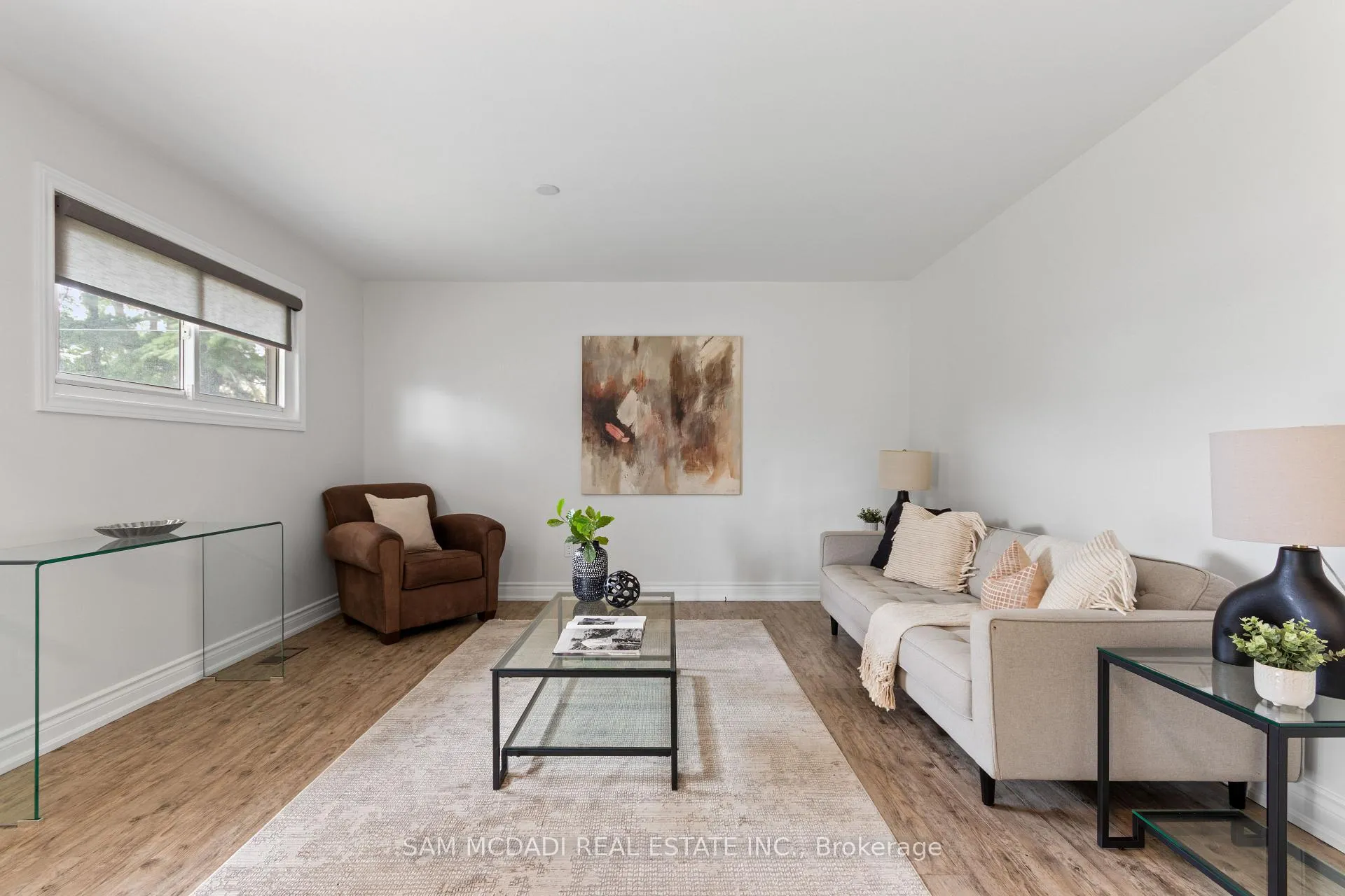 Photo 10 of 1250 Dunbar Road, Burlington, Mountainside — HOMEH