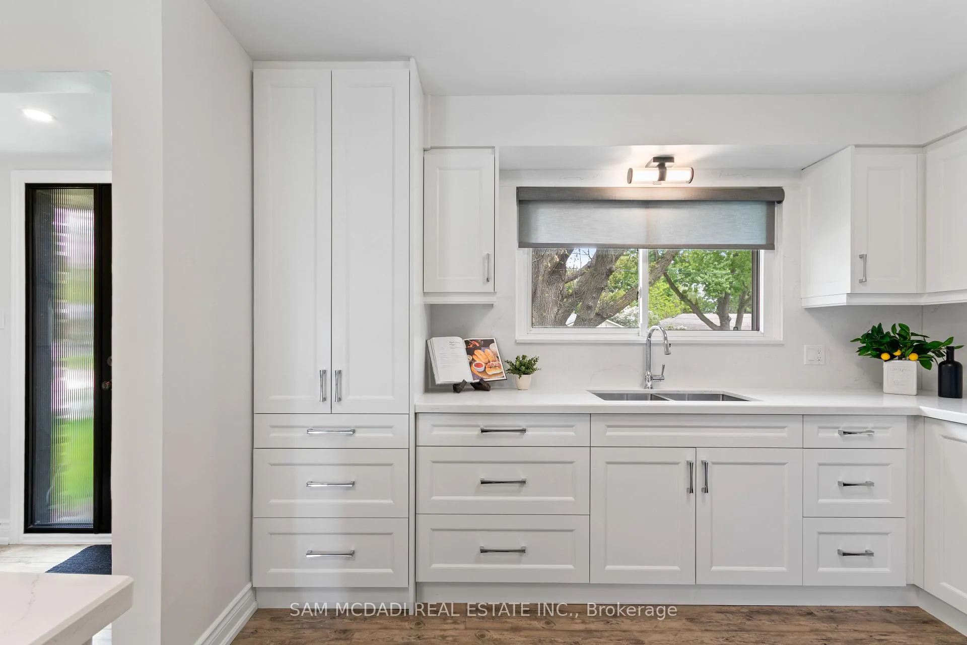 Photo 17 of 1250 Dunbar Road, Burlington, Mountainside — HOMEH