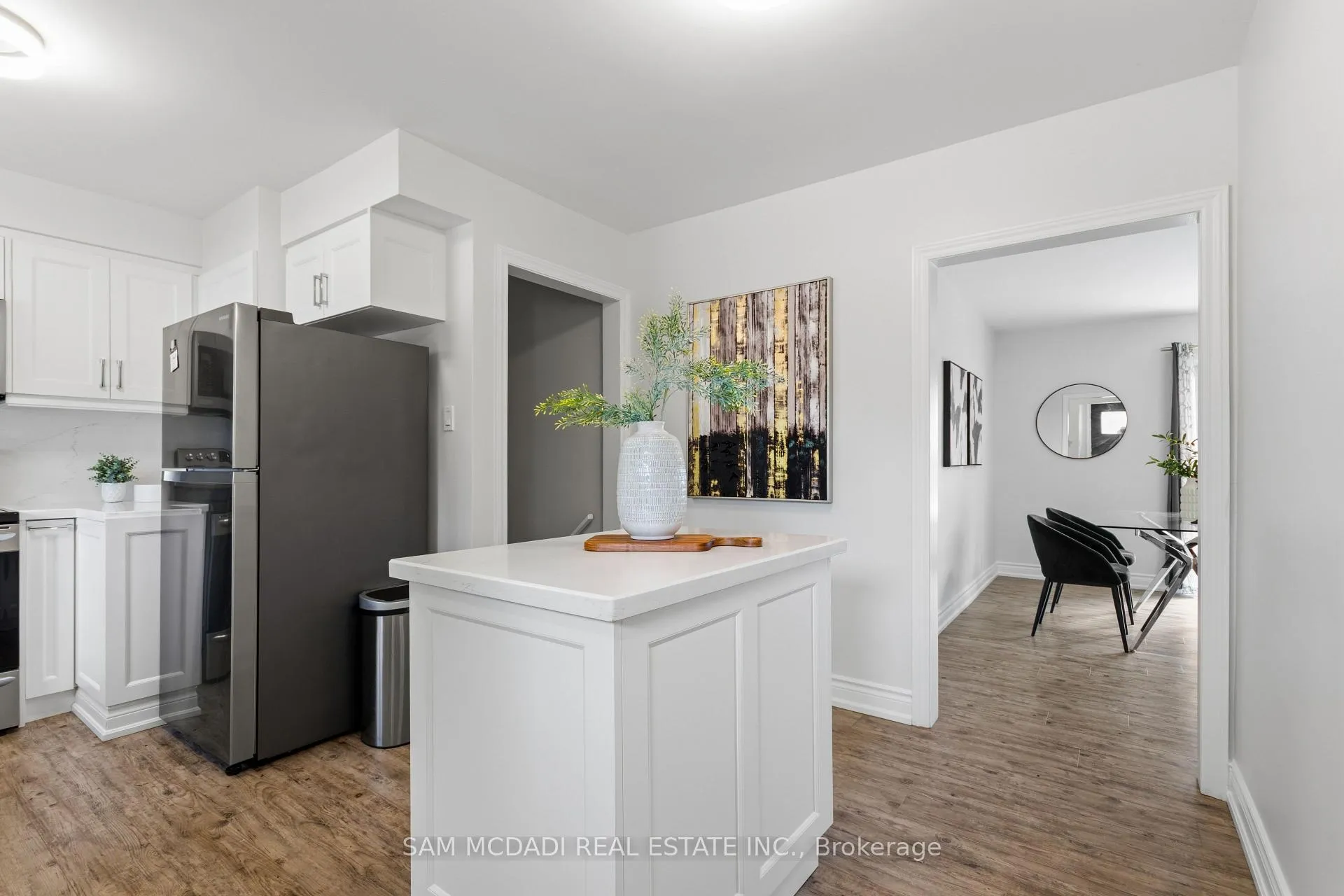 Photo 19 of 1250 Dunbar Road, Burlington, Mountainside — HOMEH