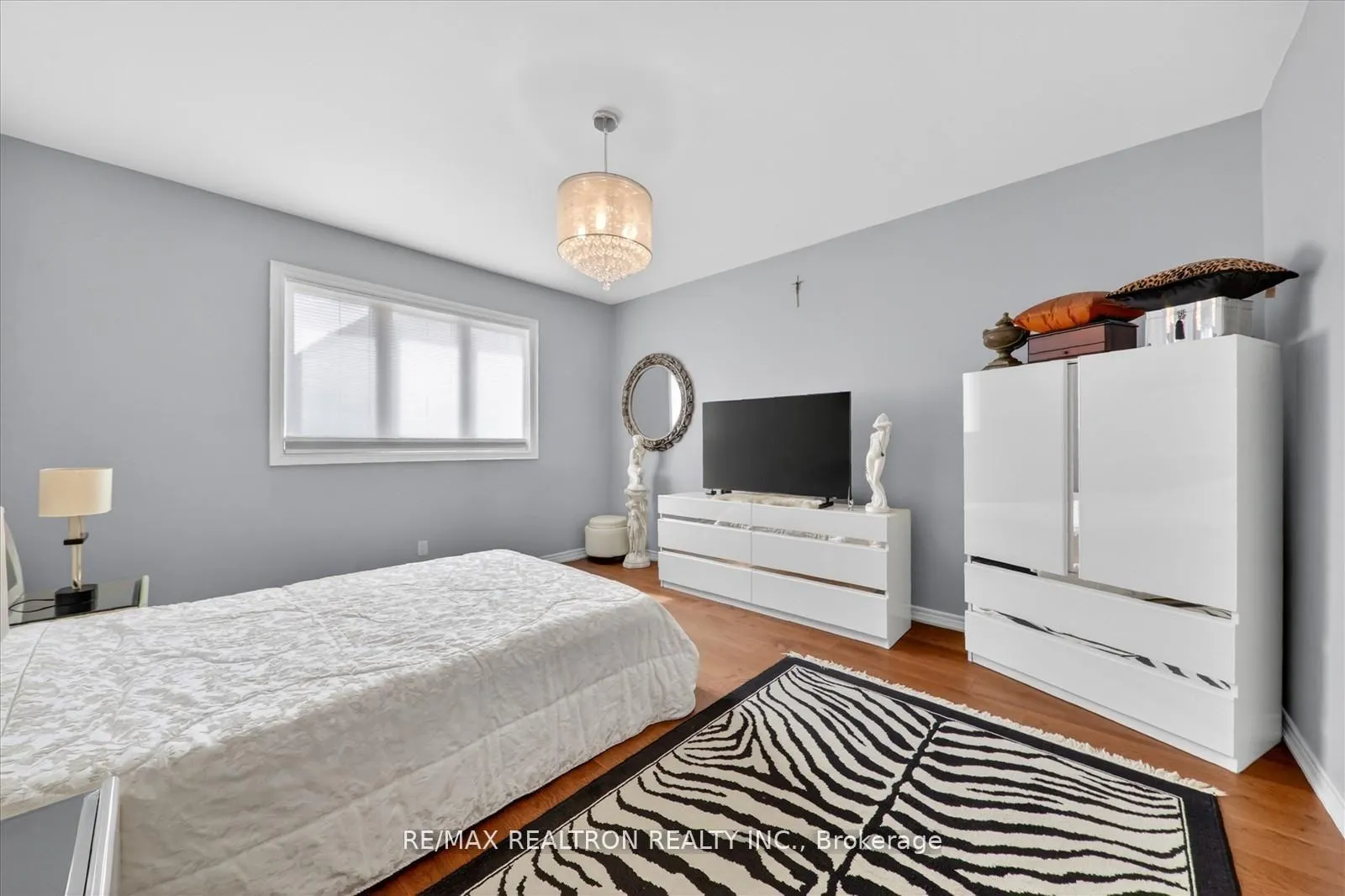 Photo 5 of 50 Donald Powell Crescent, Clarington, Newcastle — HOMEH