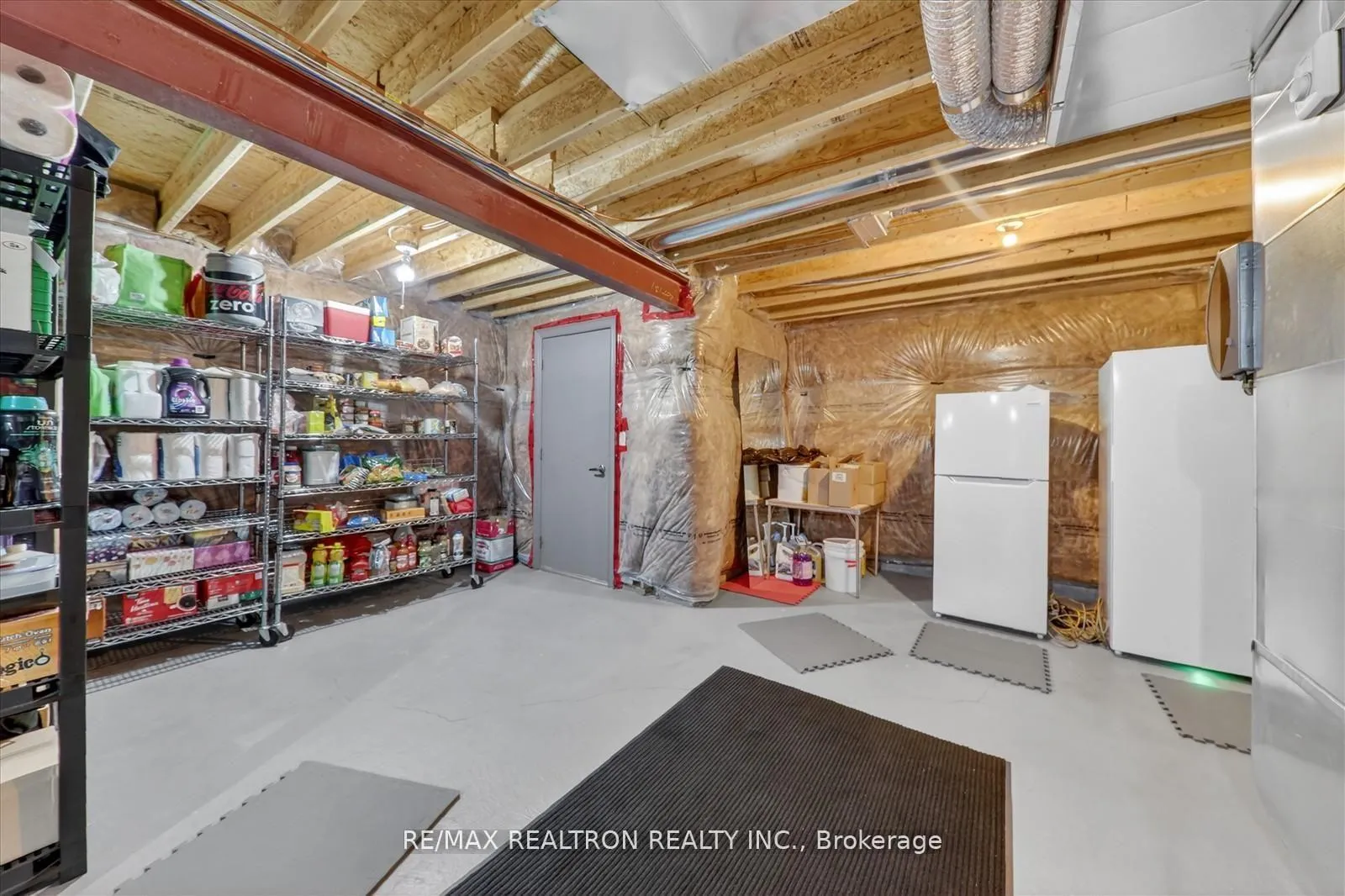 Photo 15 of 50 Donald Powell Crescent, Clarington, Newcastle — HOMEH