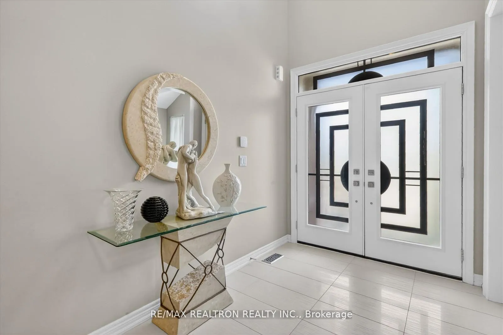 Photo 19 of 50 Donald Powell Crescent, Clarington, Newcastle — HOMEH