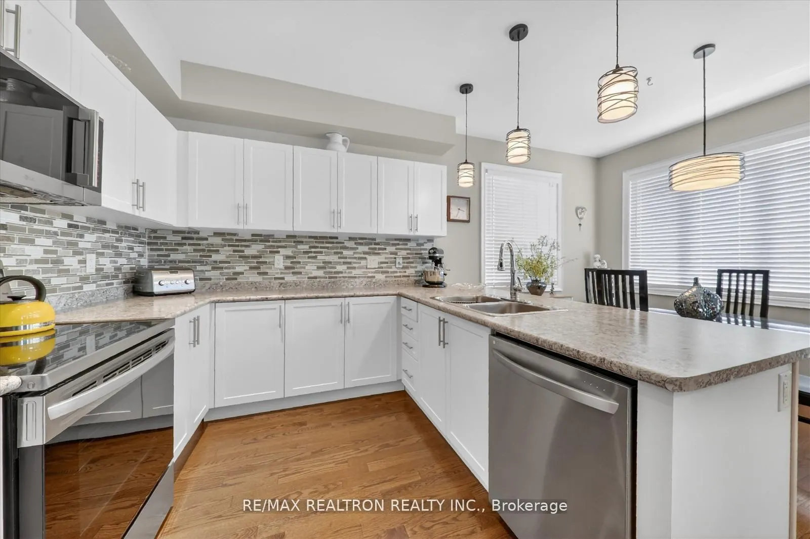 Photo 31 of 50 Donald Powell Crescent, Clarington, Newcastle — HOMEH