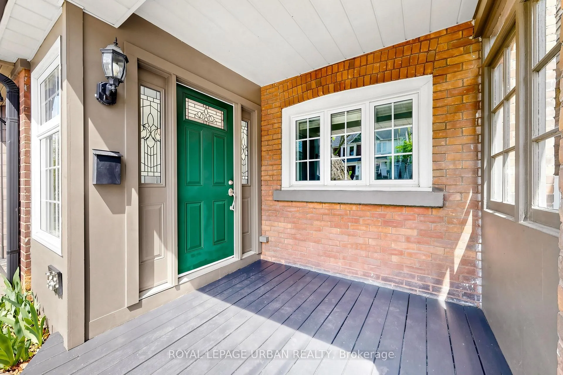 Photo 3 of 36 Norway Avenue, Toronto, The Beaches — HOMEH