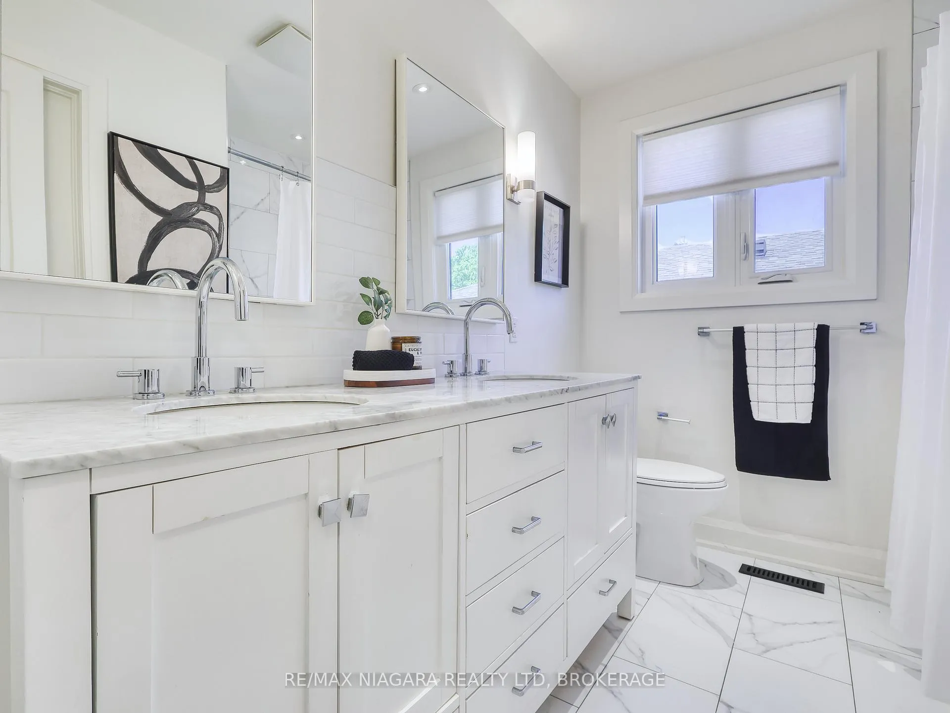 Photo 9 of 28 Silverdale Drive, St. Catharines, Vine/Linwell — HOMEH