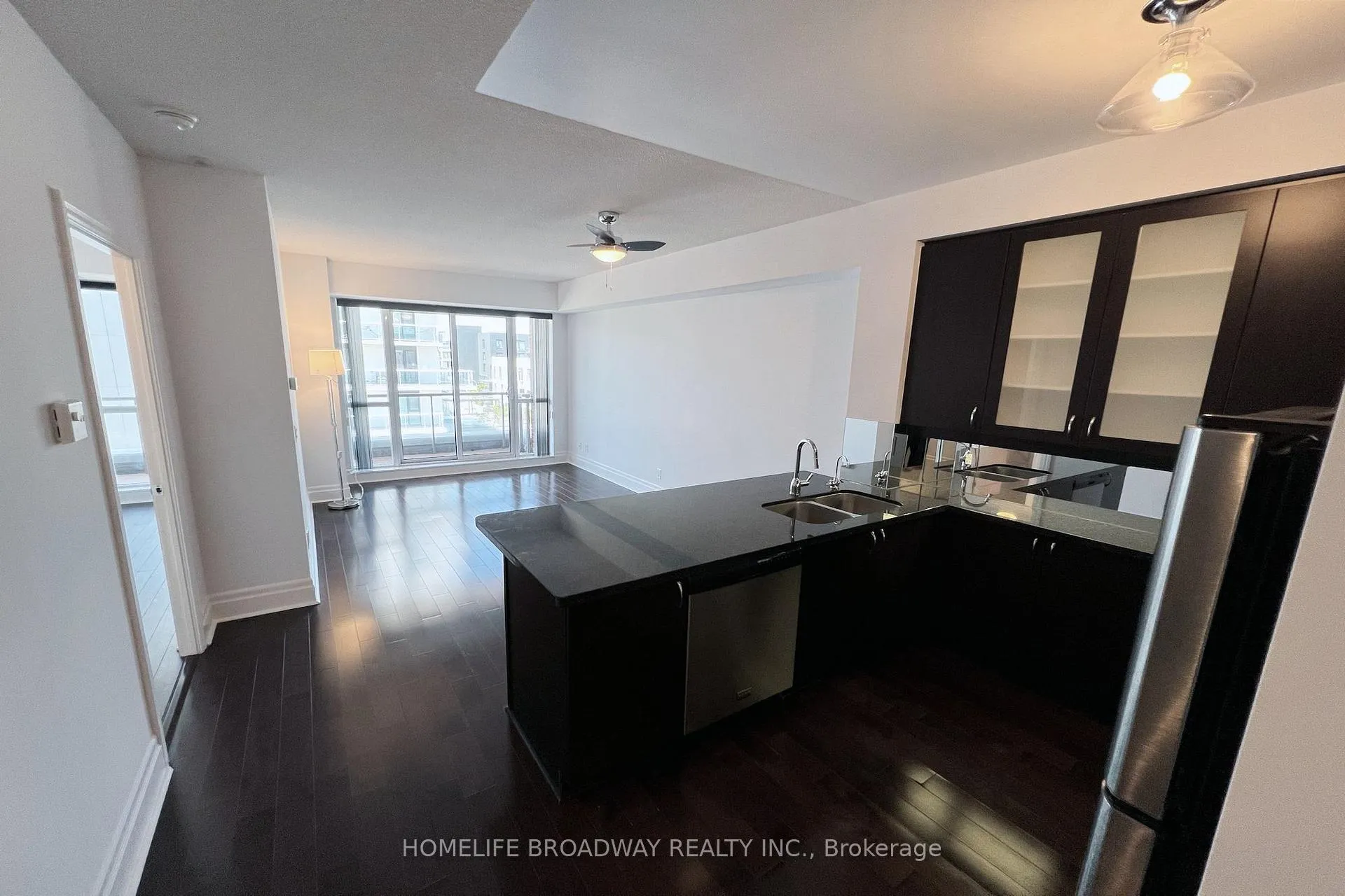 Photo 8 of Unit 806, 1 Upper Duke Crescent, Markham, Unionville — HOMEH