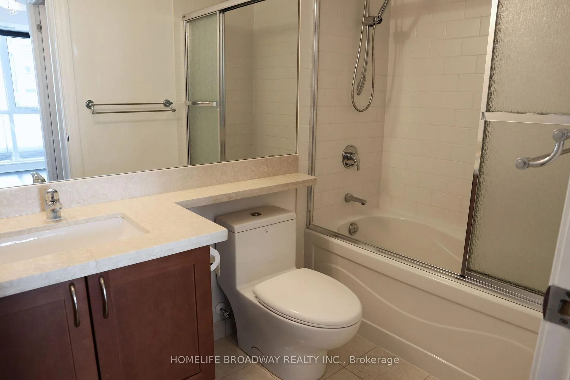 Photo 18 of Unit 806, 1 Upper Duke Crescent, Markham, Unionville — HOMEH