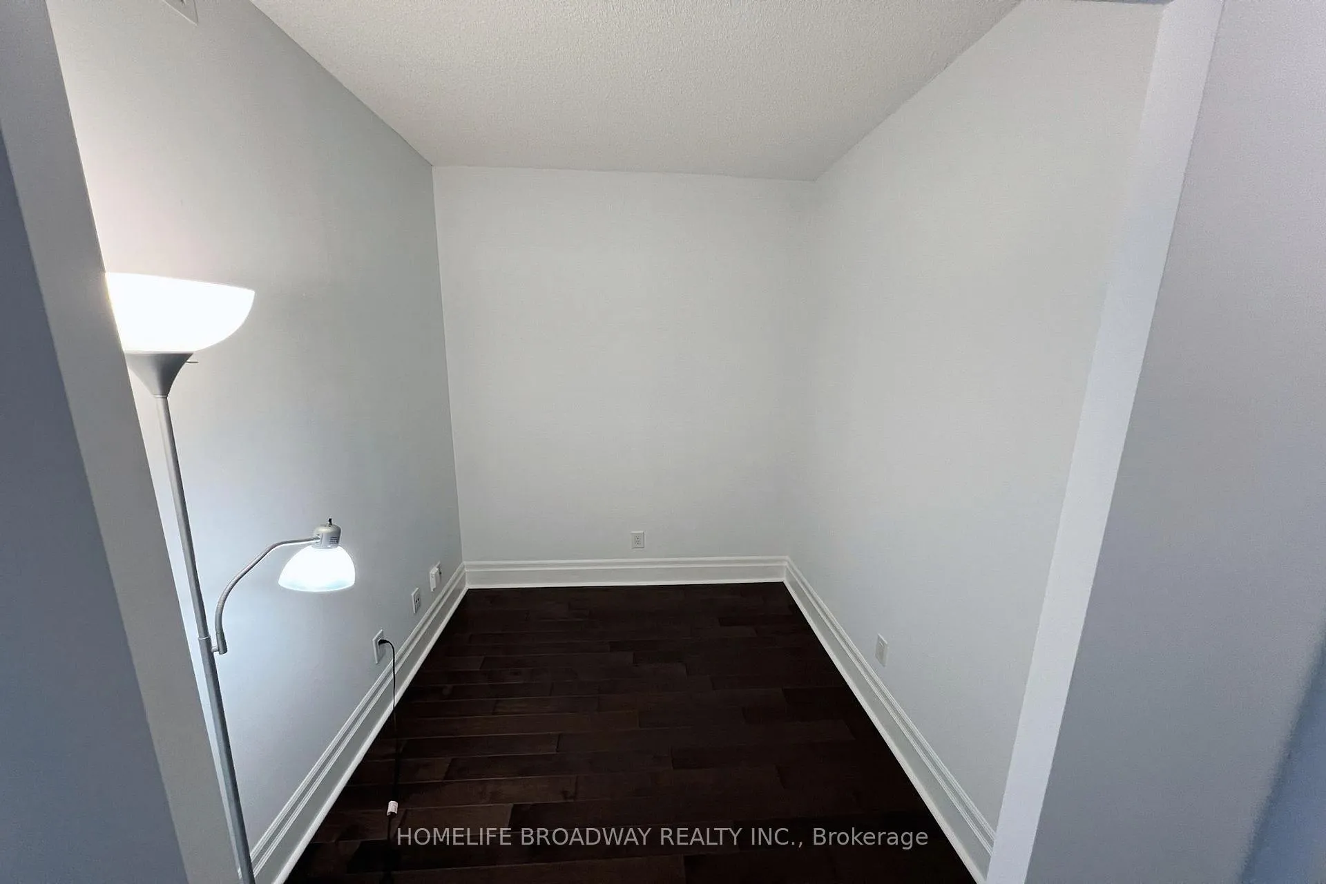 Photo 19 of Unit 806, 1 Upper Duke Crescent, Markham, Unionville — HOMEH