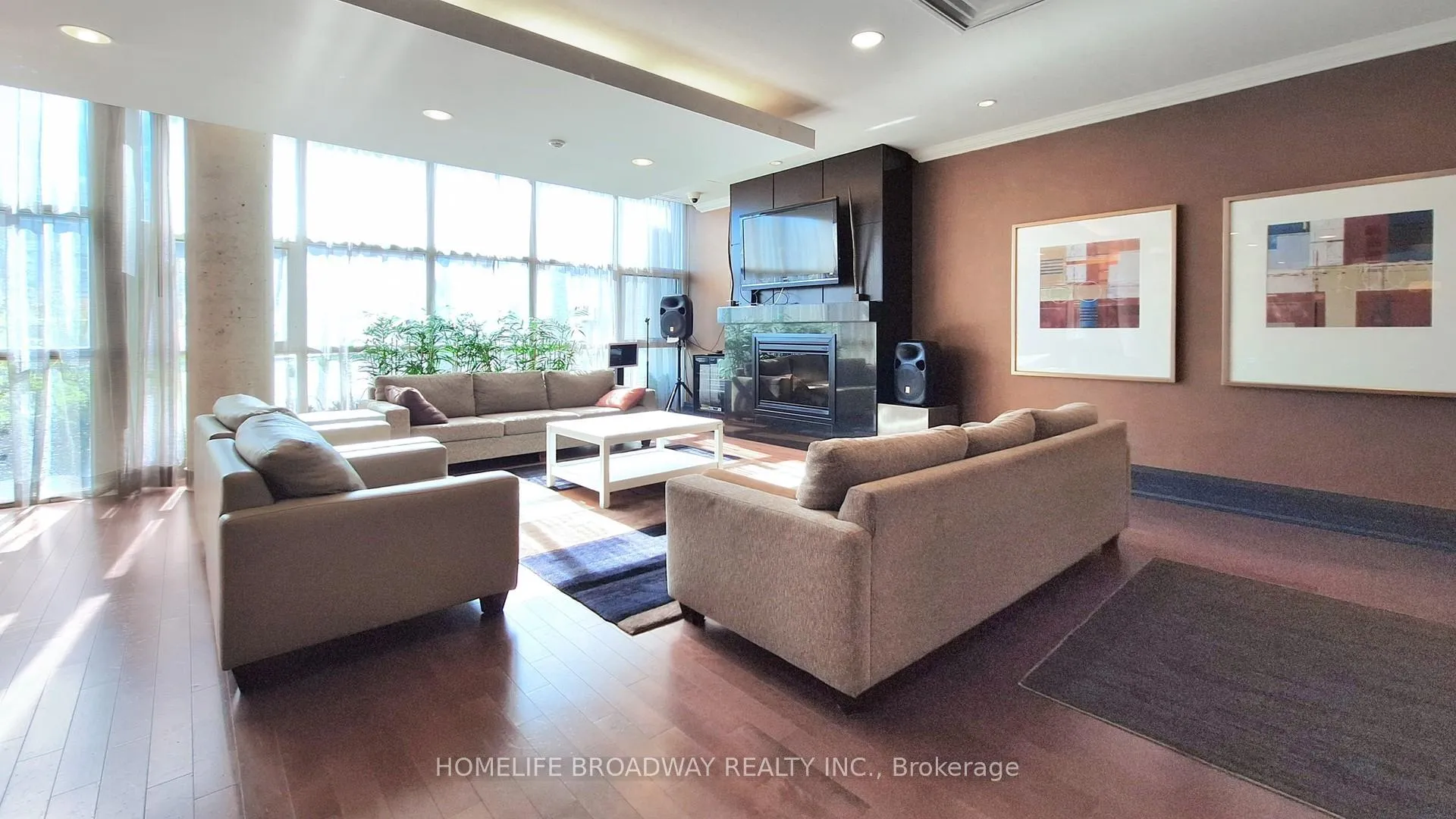 Photo 41 of Unit 806, 1 Upper Duke Crescent, Markham, Unionville — HOMEH