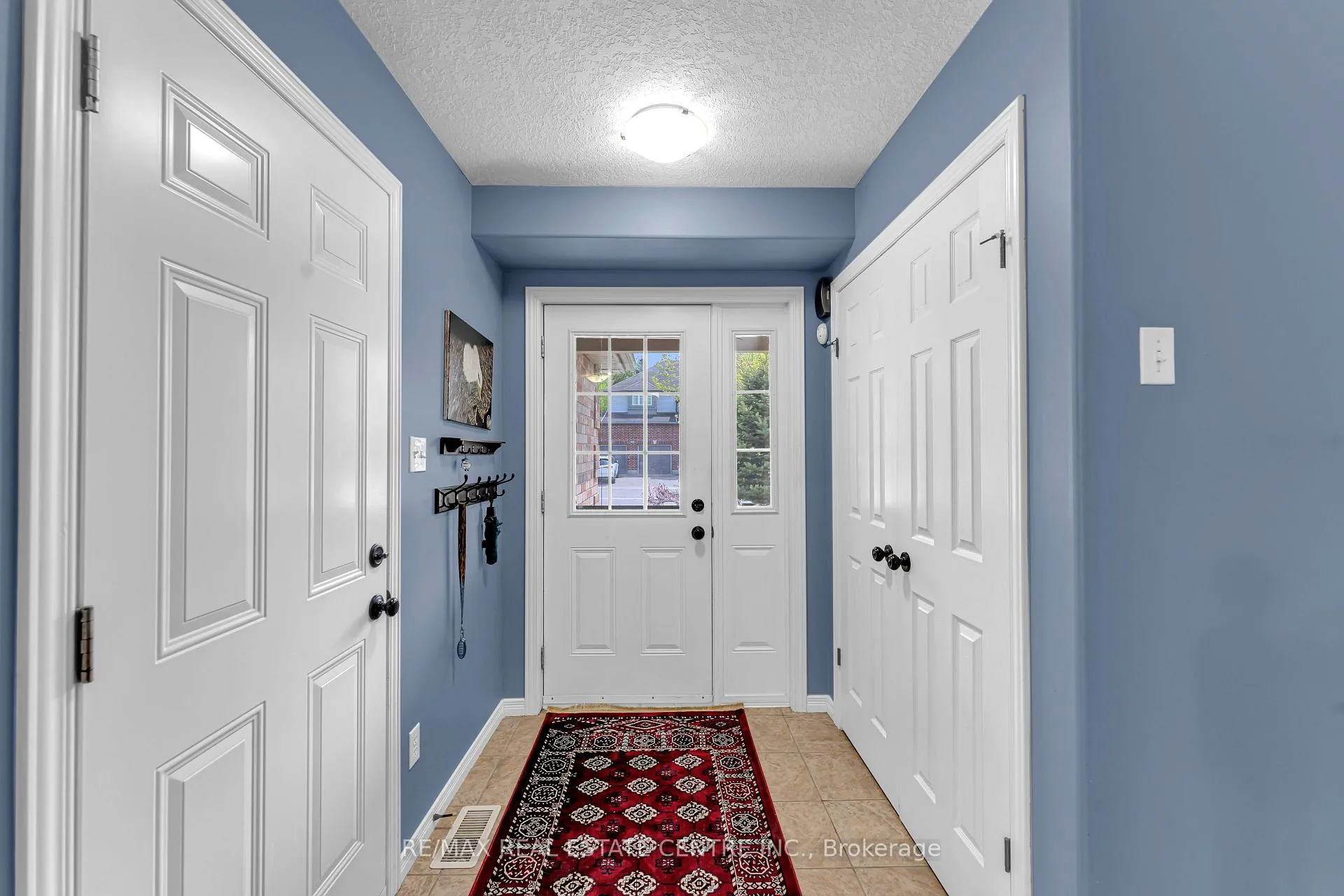 Photo 4 of 139 Ferris Drive, Wellesley — HOMEH