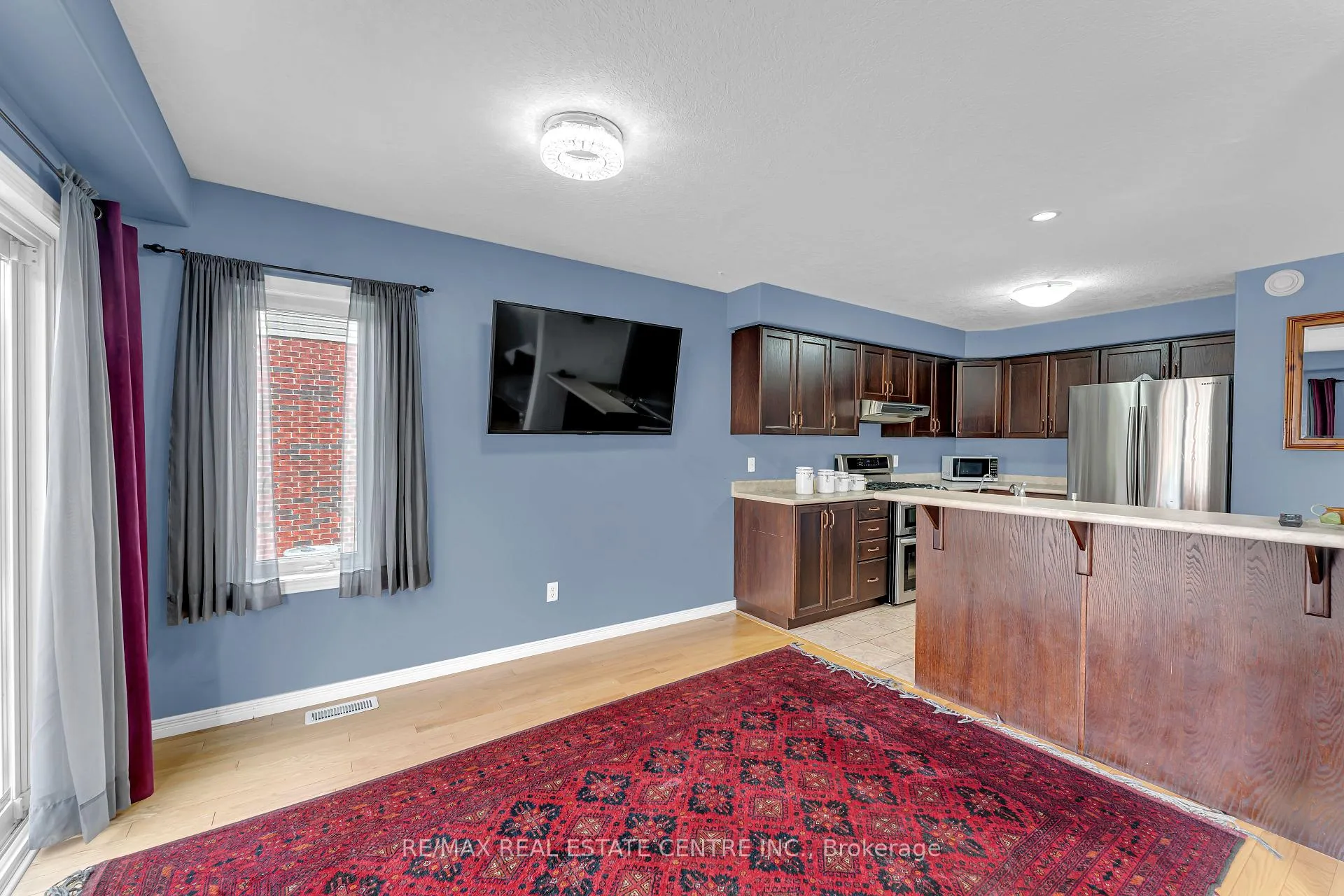 Photo 9 of 139 Ferris Drive, Wellesley — HOMEH