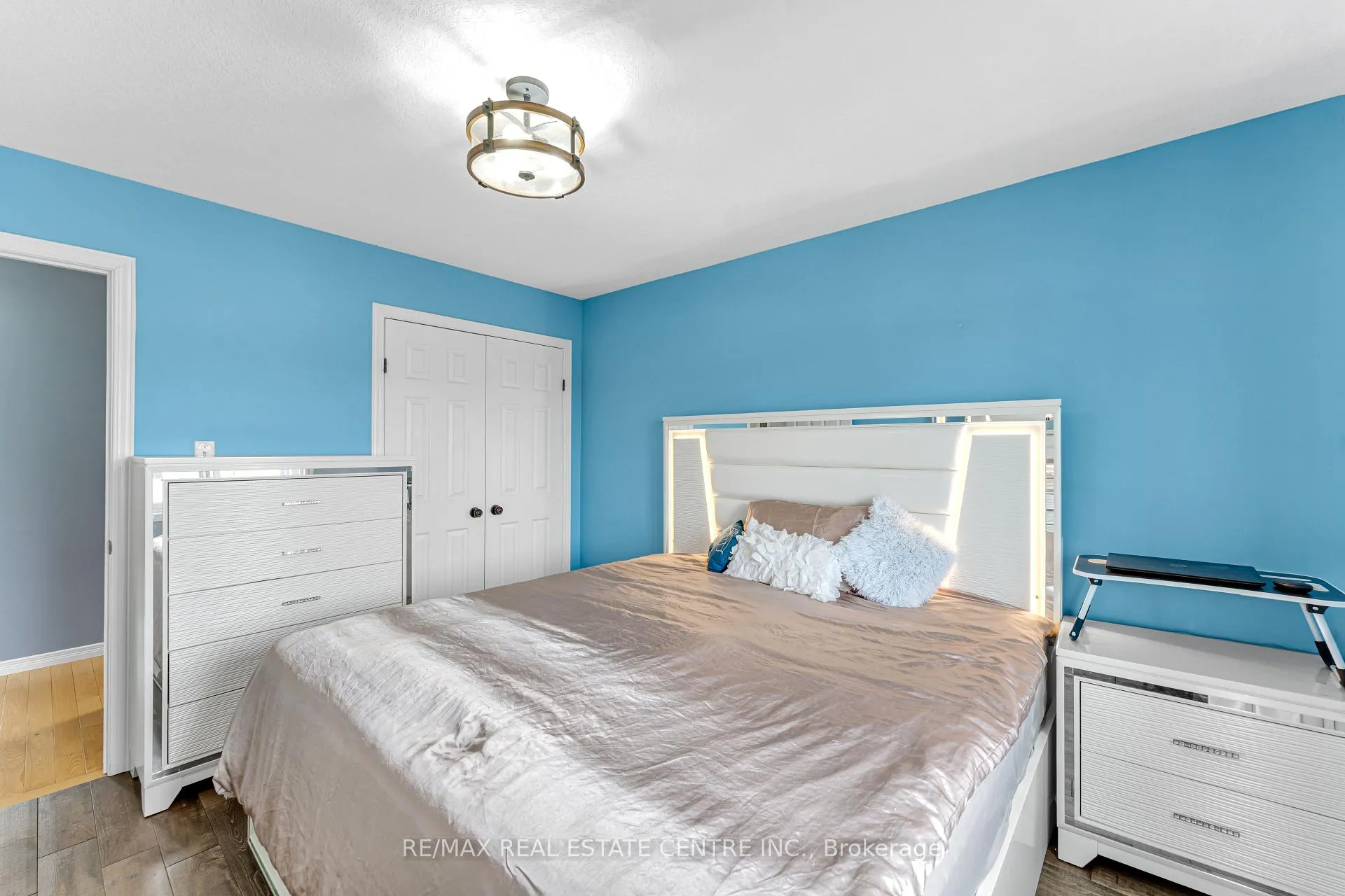 Photo 13 of 139 Ferris Drive, Wellesley — HOMEH
