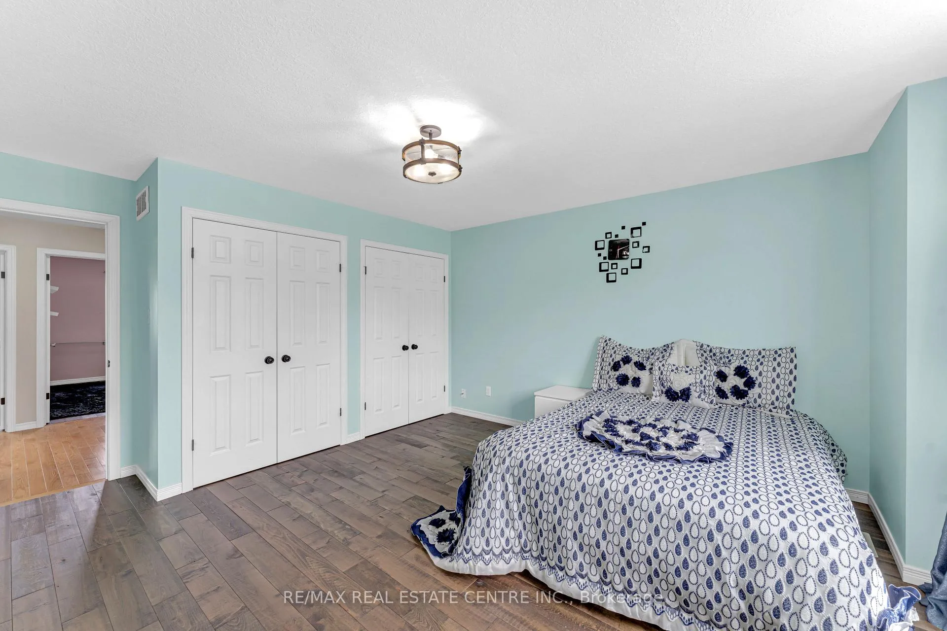 Photo 18 of 139 Ferris Drive, Wellesley — HOMEH