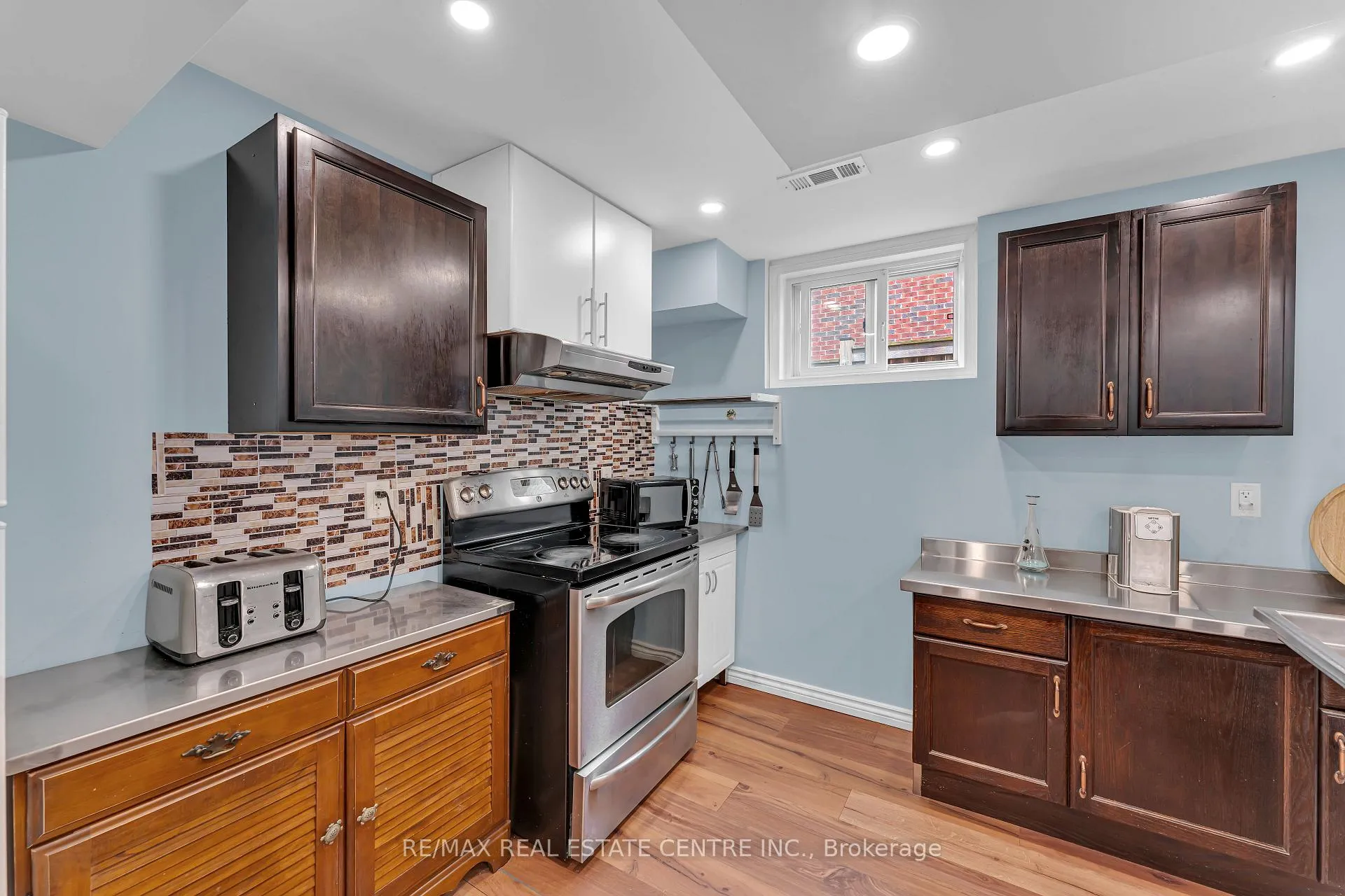 Photo 28 of 139 Ferris Drive, Wellesley — HOMEH