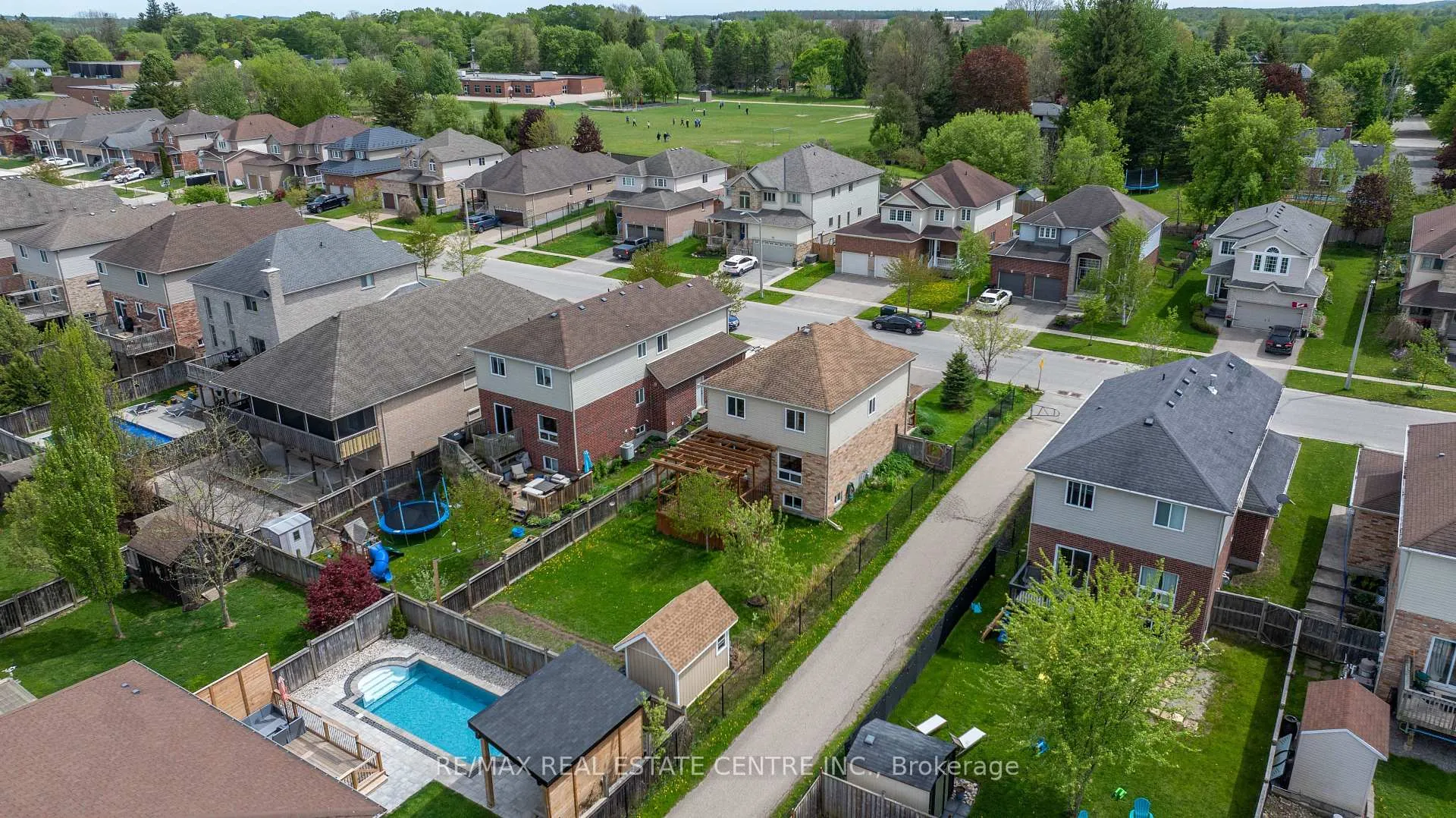 Photo 38 of 139 Ferris Drive, Wellesley — HOMEH