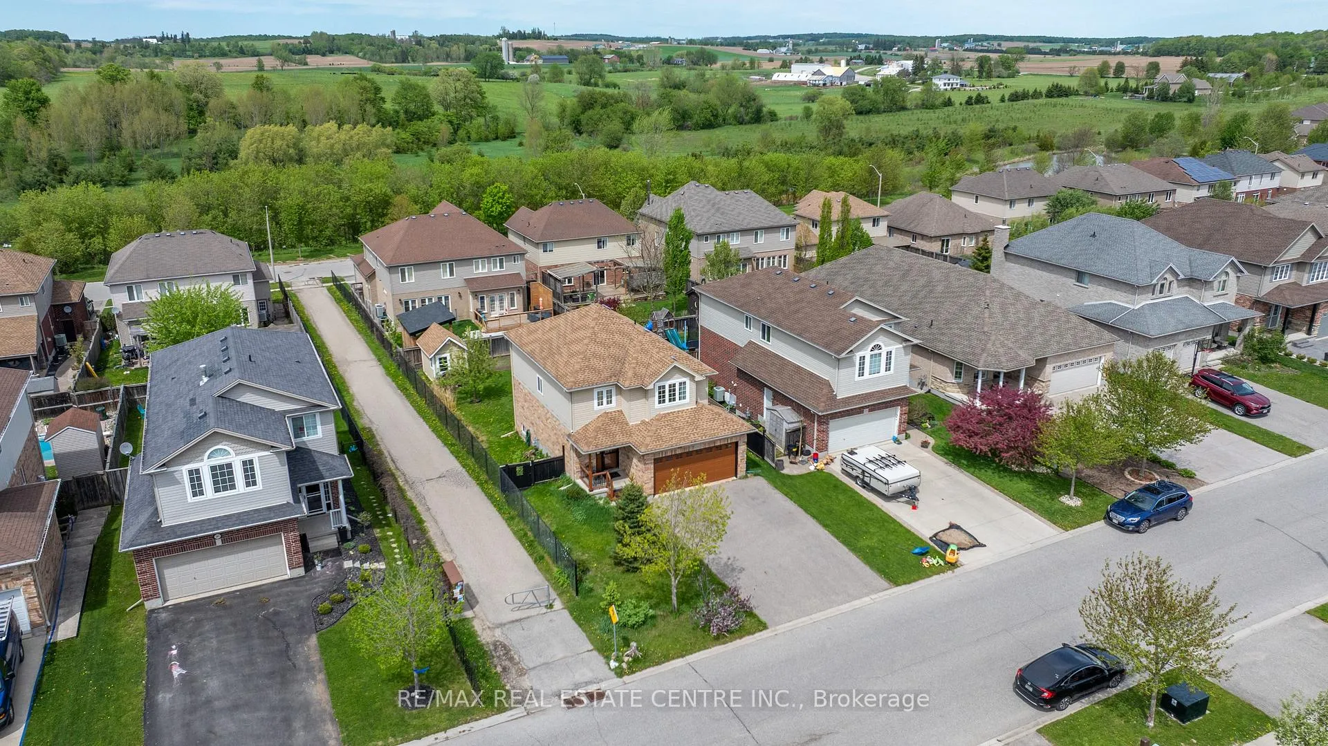 Photo 44 of 139 Ferris Drive, Wellesley — HOMEH