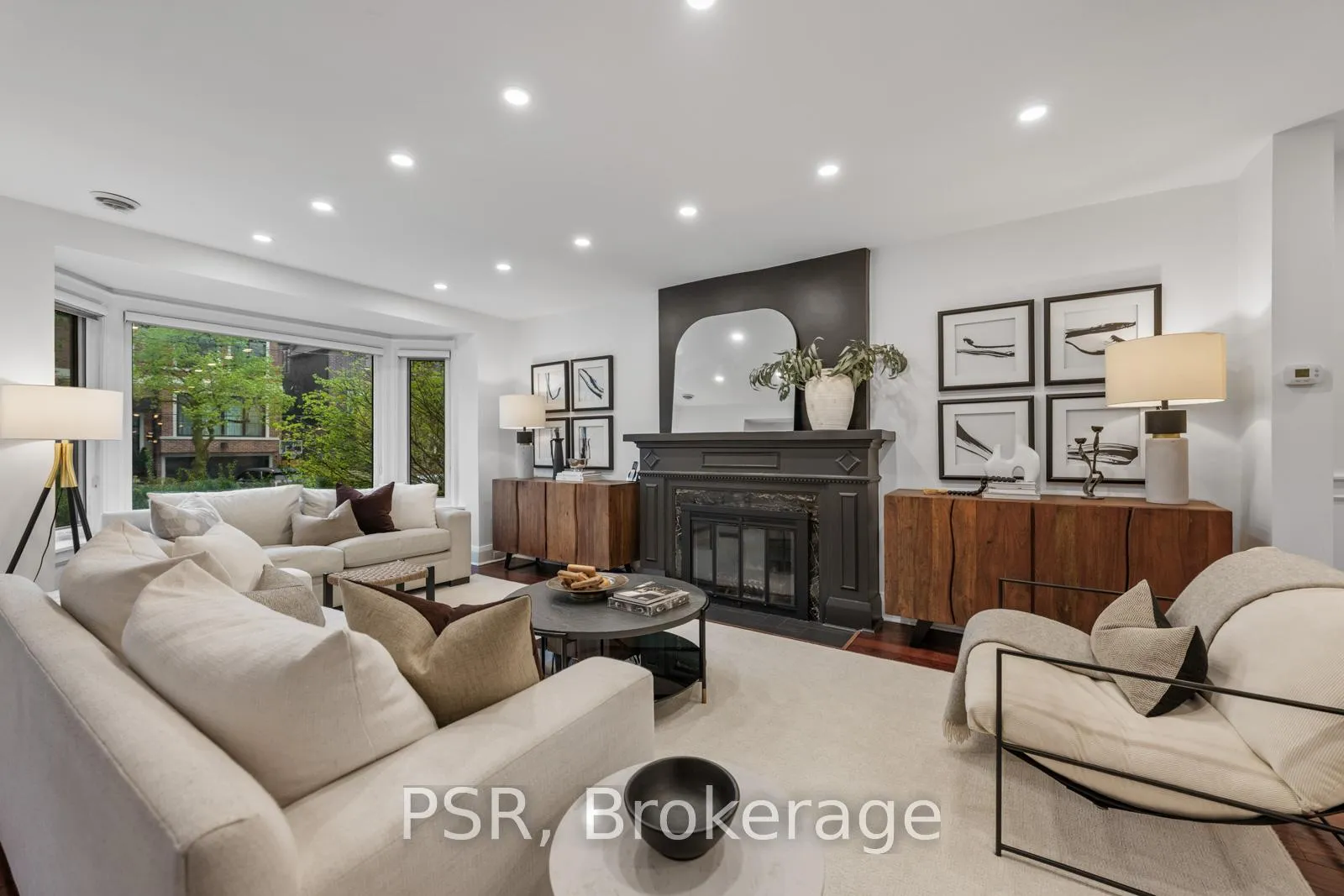 Photo 4 of 51 Camberwell Road, Toronto, Humewood-Cedarvale — HOMEH