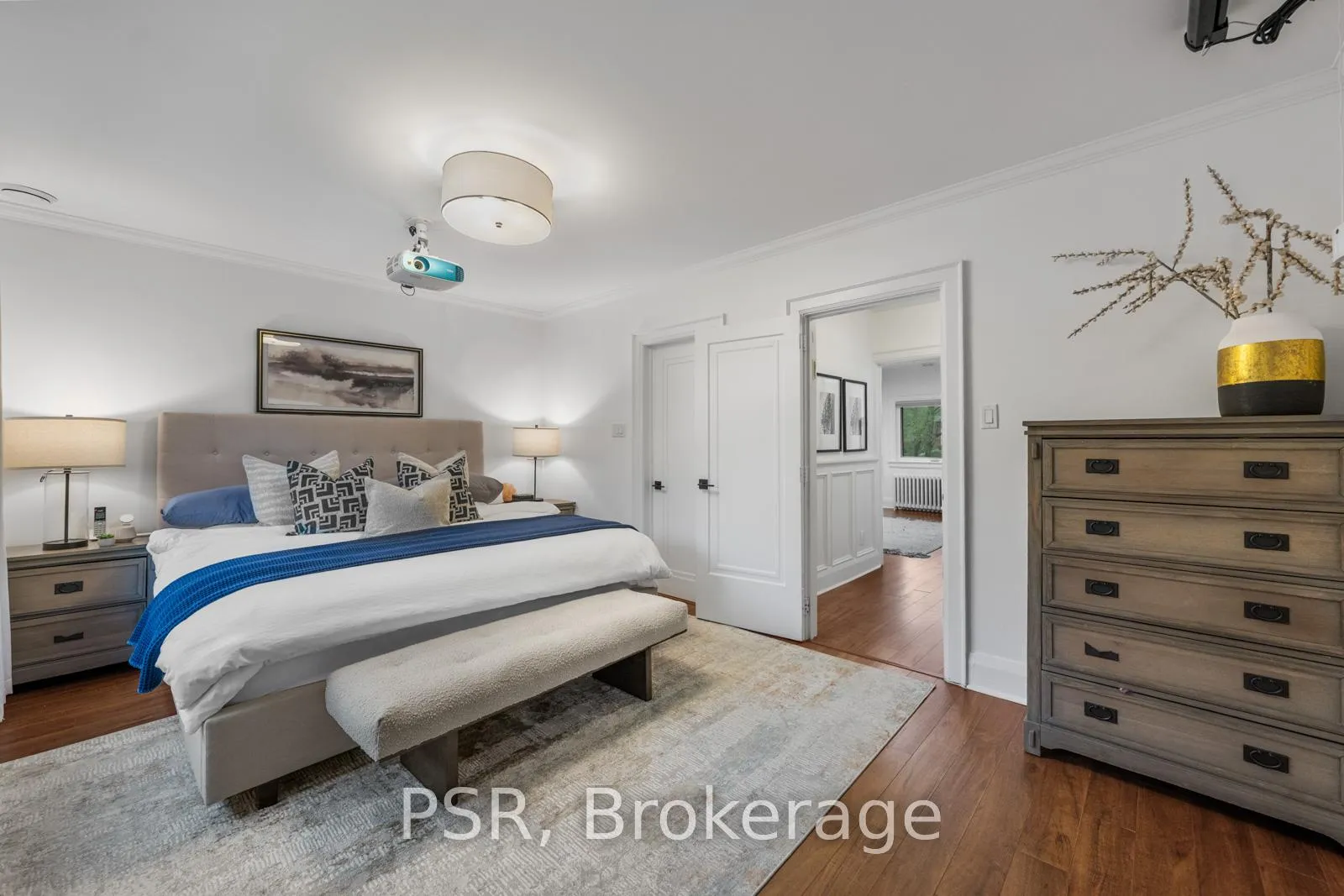 Photo 15 of 51 Camberwell Road, Toronto, Humewood-Cedarvale — HOMEH