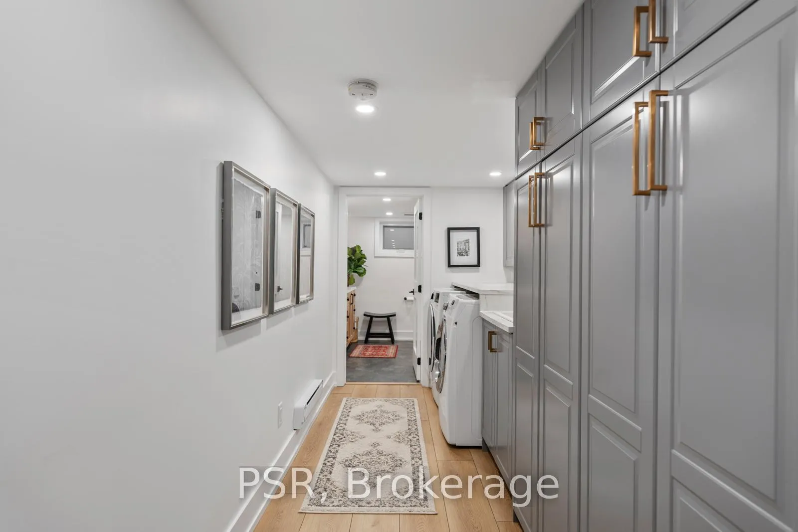 Photo 32 of 51 Camberwell Road, Toronto, Humewood-Cedarvale — HOMEH