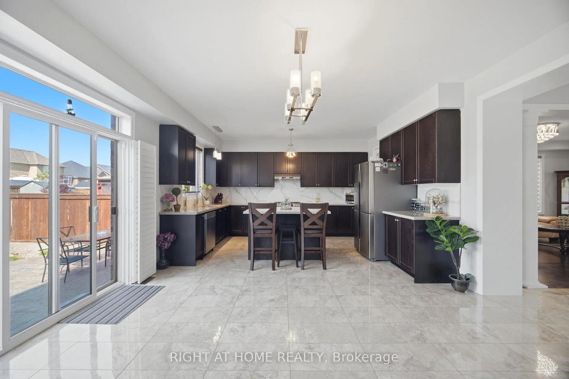 Photo 17 of 28 Marks Road, Springwater, Centre Vespra — HOMEH