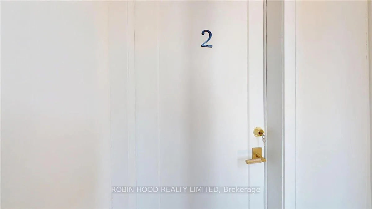 Photo 2 of Unit Unit 2, 239 Christie Street, Toronto, The Annex — HOMEH