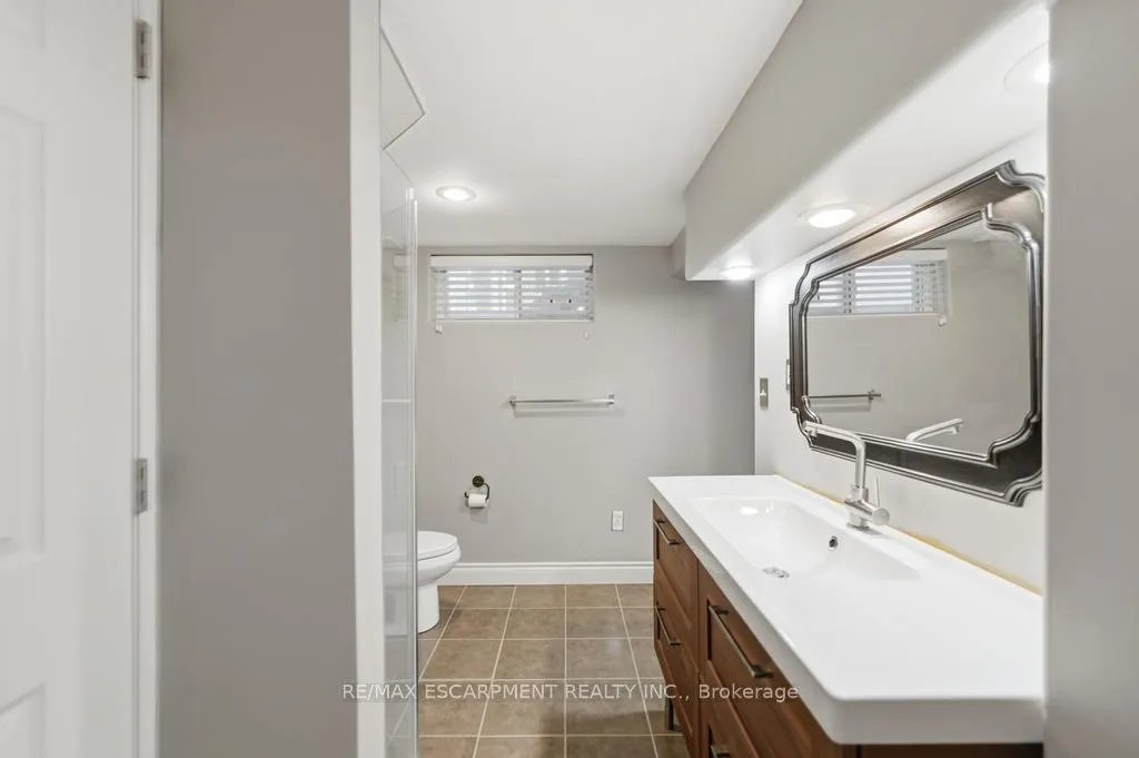 Photo 15 of 137 Cochrane Road, Hamilton, Glenview — HOMEH