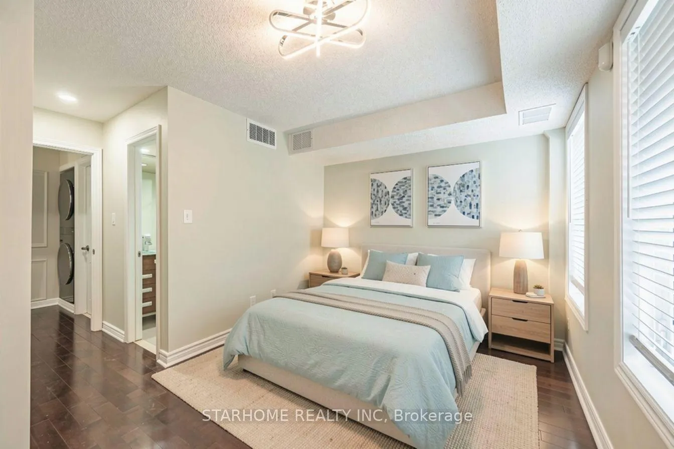 Photo 8 of 302 South Park Road, Markham, Commerce Valley — HOMEH