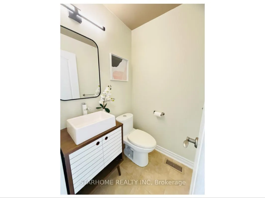 Photo 12 of 302 South Park Road, Markham, Commerce Valley — HOMEH