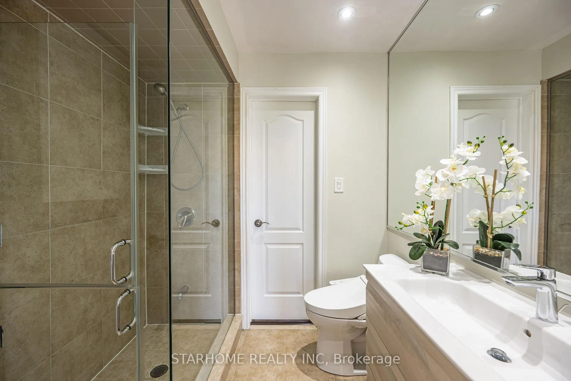 Photo 17 of 302 South Park Road, Markham, Commerce Valley — HOMEH