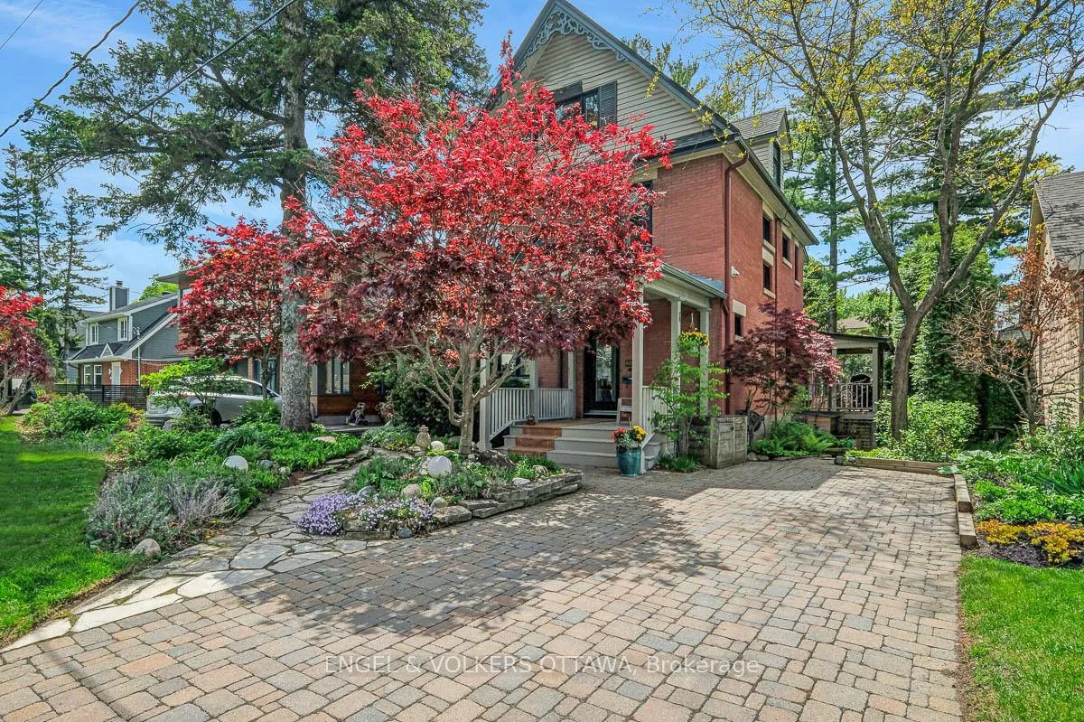 Photo 2 of 618 Edison Avenue, Ottawa, McKellar/Highland — HOMEH