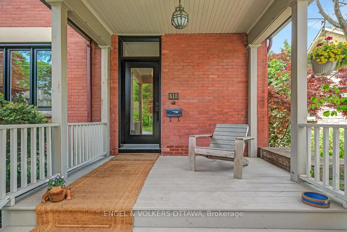 Photo 4 of 618 Edison Avenue, Ottawa, McKellar/Highland — HOMEH