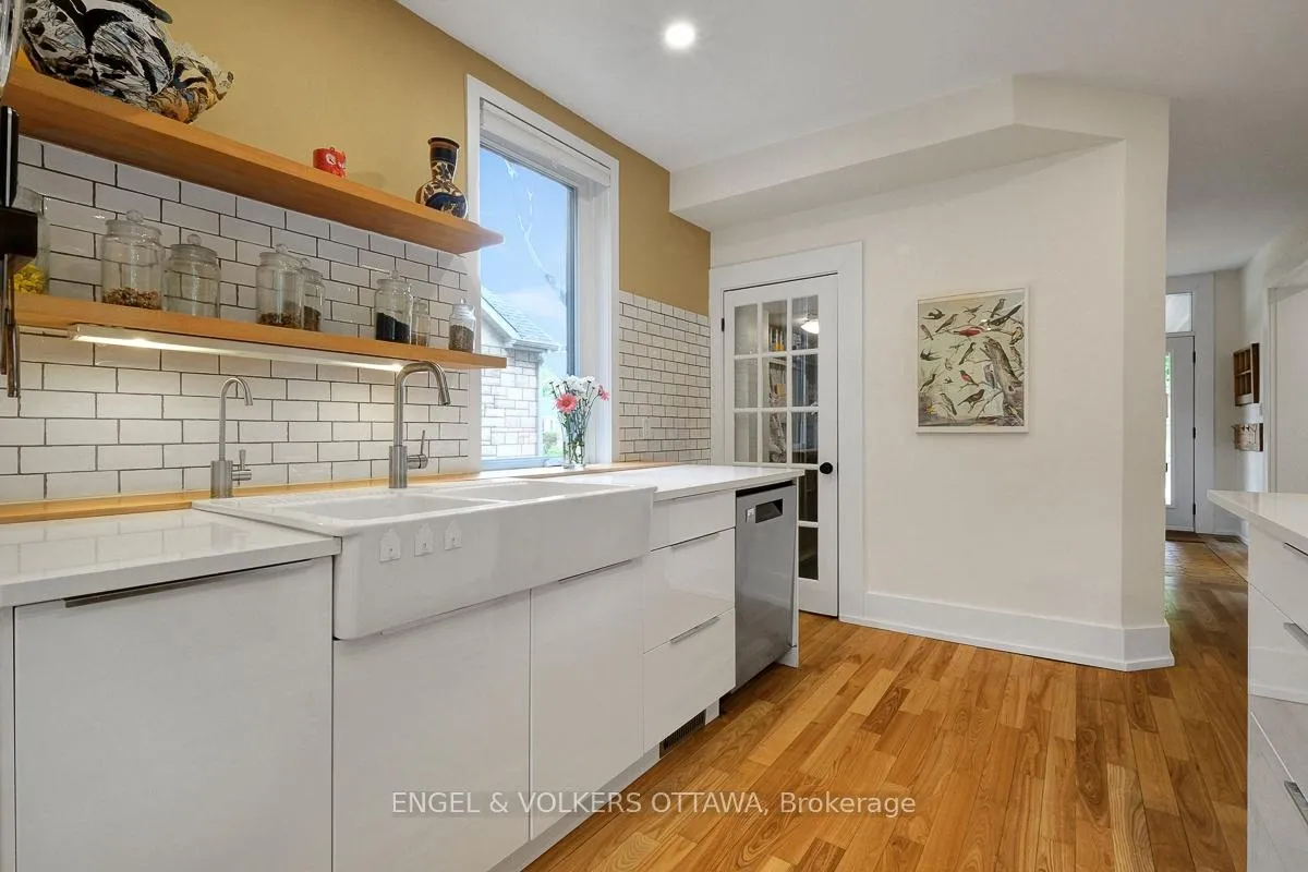 Photo 18 of 618 Edison Avenue, Ottawa, McKellar/Highland — HOMEH