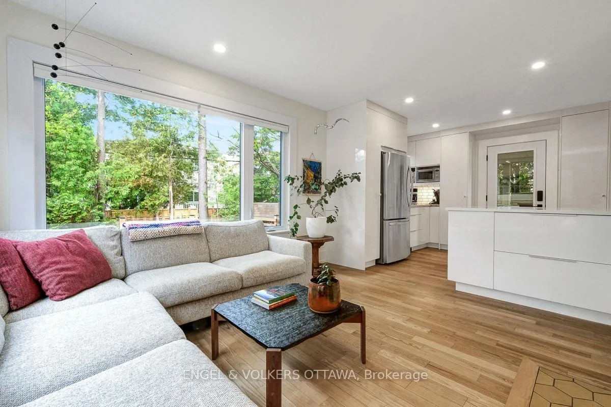 Photo 21 of 618 Edison Avenue, Ottawa, McKellar/Highland — HOMEH