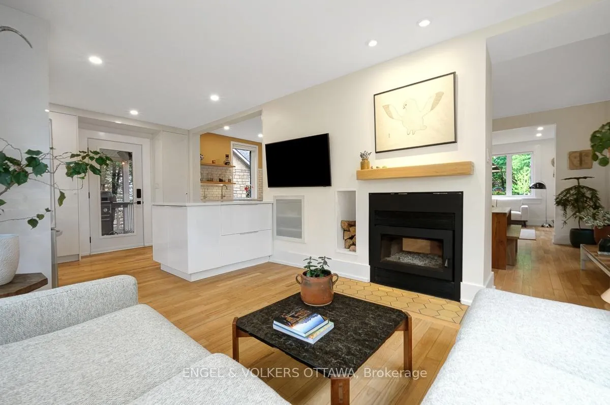 Photo 22 of 618 Edison Avenue, Ottawa, McKellar/Highland — HOMEH