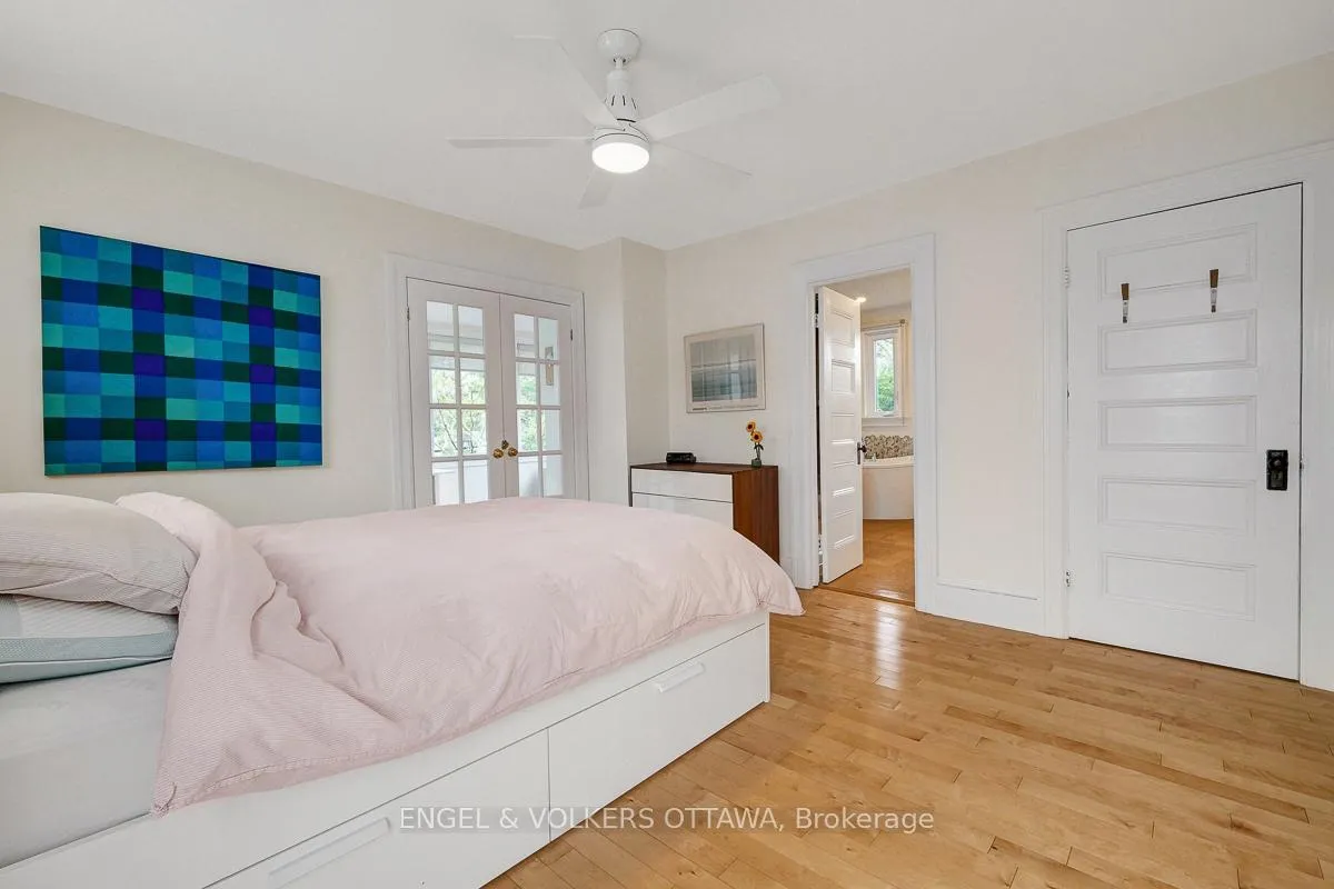 Photo 25 of 618 Edison Avenue, Ottawa, McKellar/Highland — HOMEH