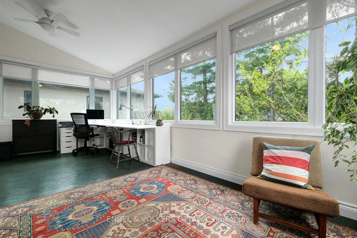 Photo 27 of 618 Edison Avenue, Ottawa, McKellar/Highland — HOMEH