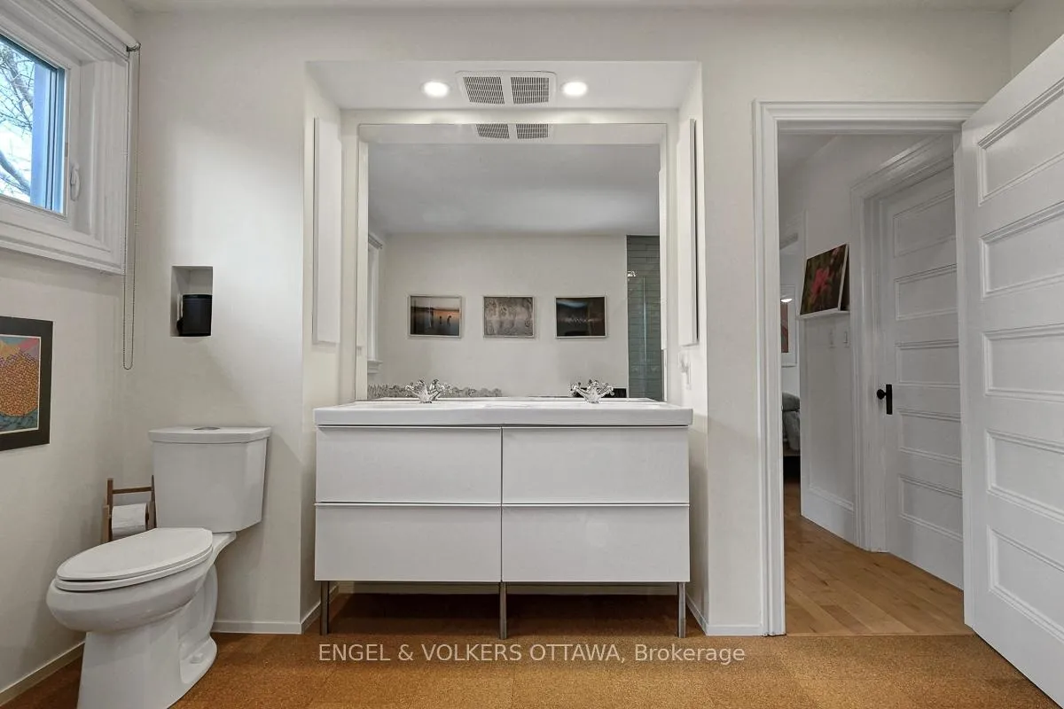 Photo 31 of 618 Edison Avenue, Ottawa, McKellar/Highland — HOMEH