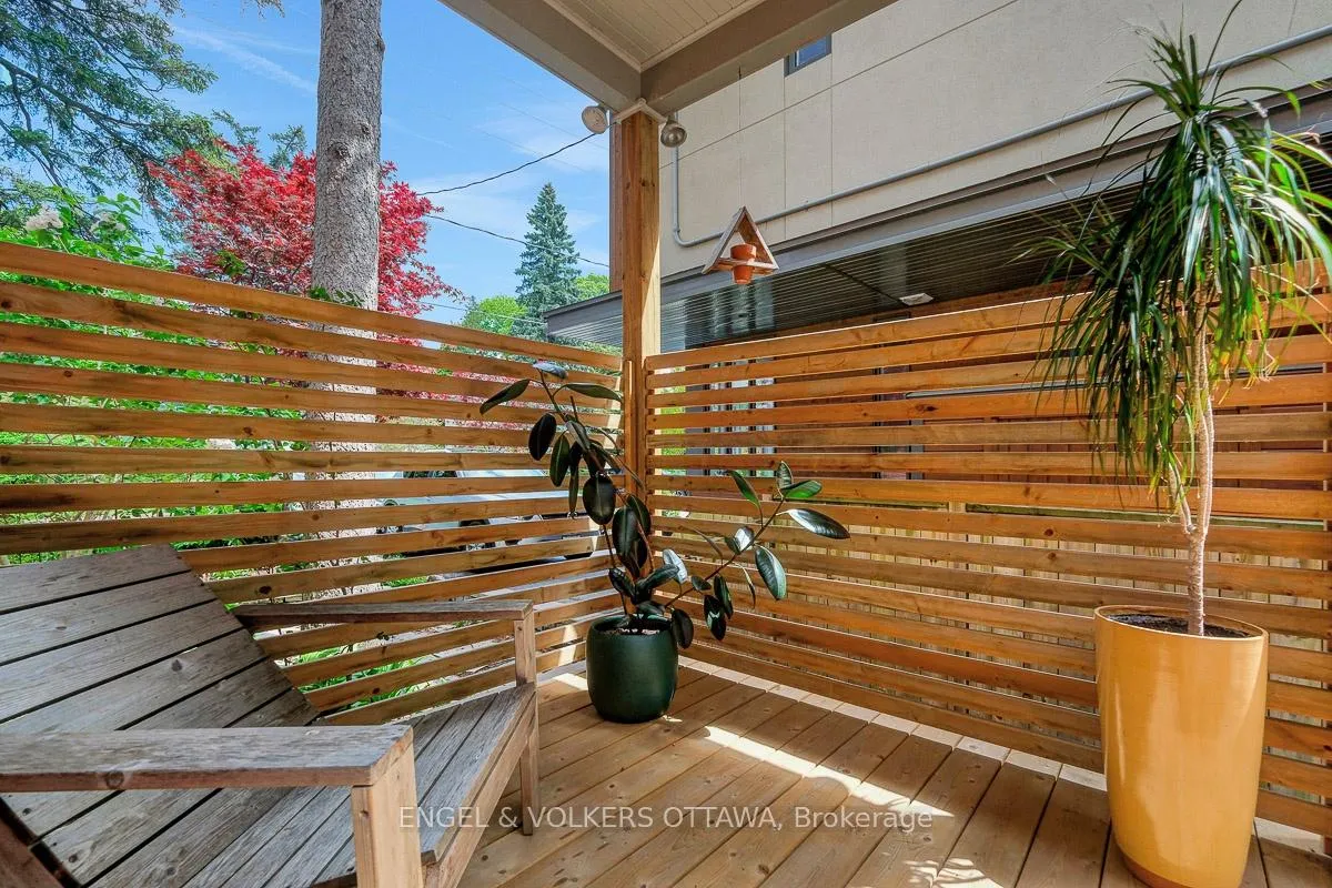 Photo 46 of 618 Edison Avenue, Ottawa, McKellar/Highland — HOMEH