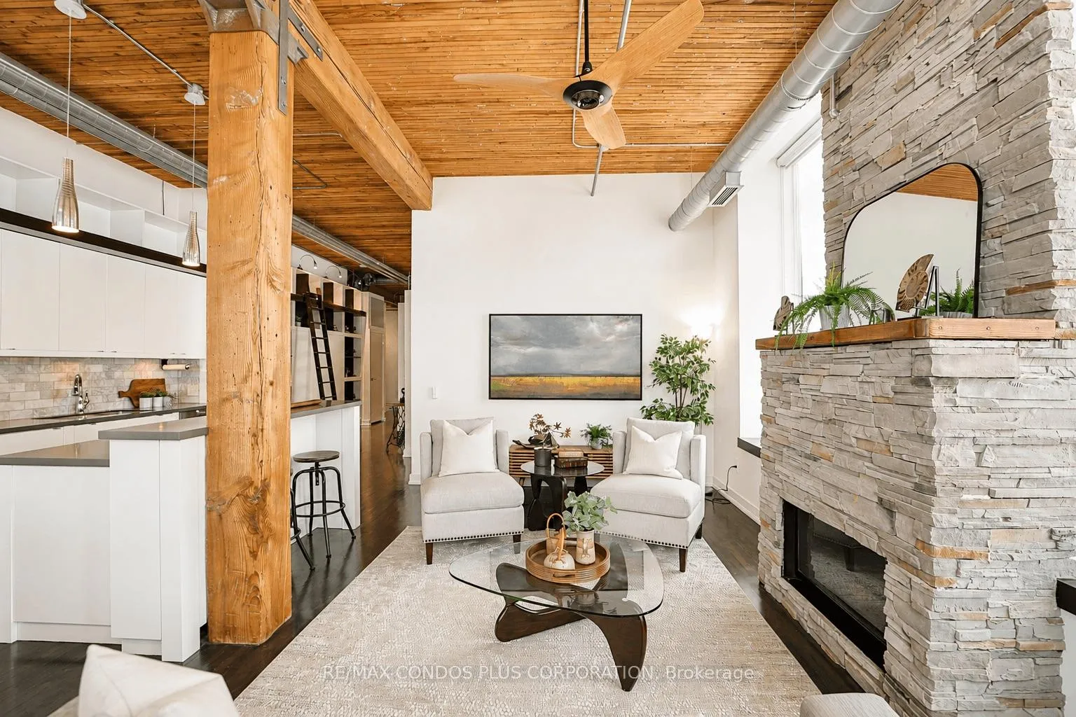 Photo 3 of Unit 225, 993 Queen Street W, Toronto, Niagara — HOMEH