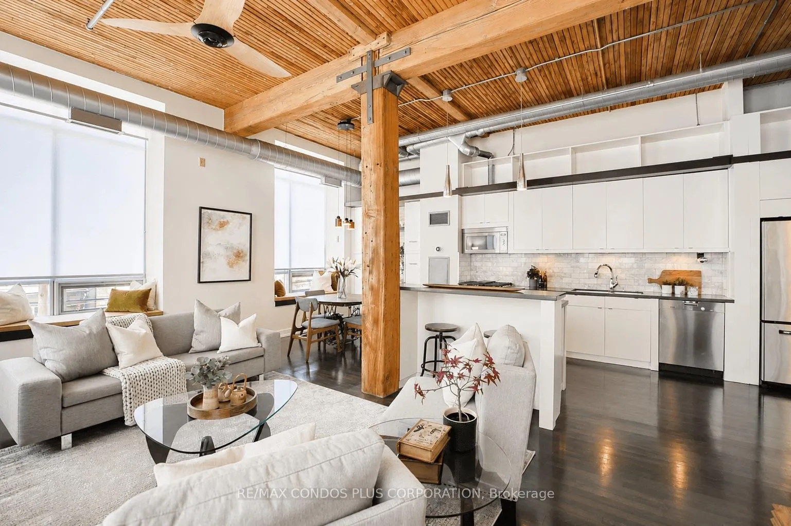 Photo 5 of Unit 225, 993 Queen Street W, Toronto, Niagara — HOMEH