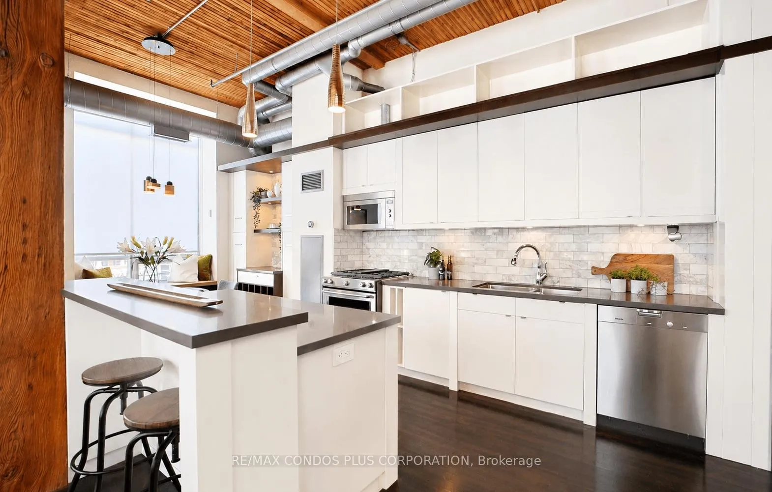 Photo 10 of Unit 225, 993 Queen Street W, Toronto, Niagara — HOMEH