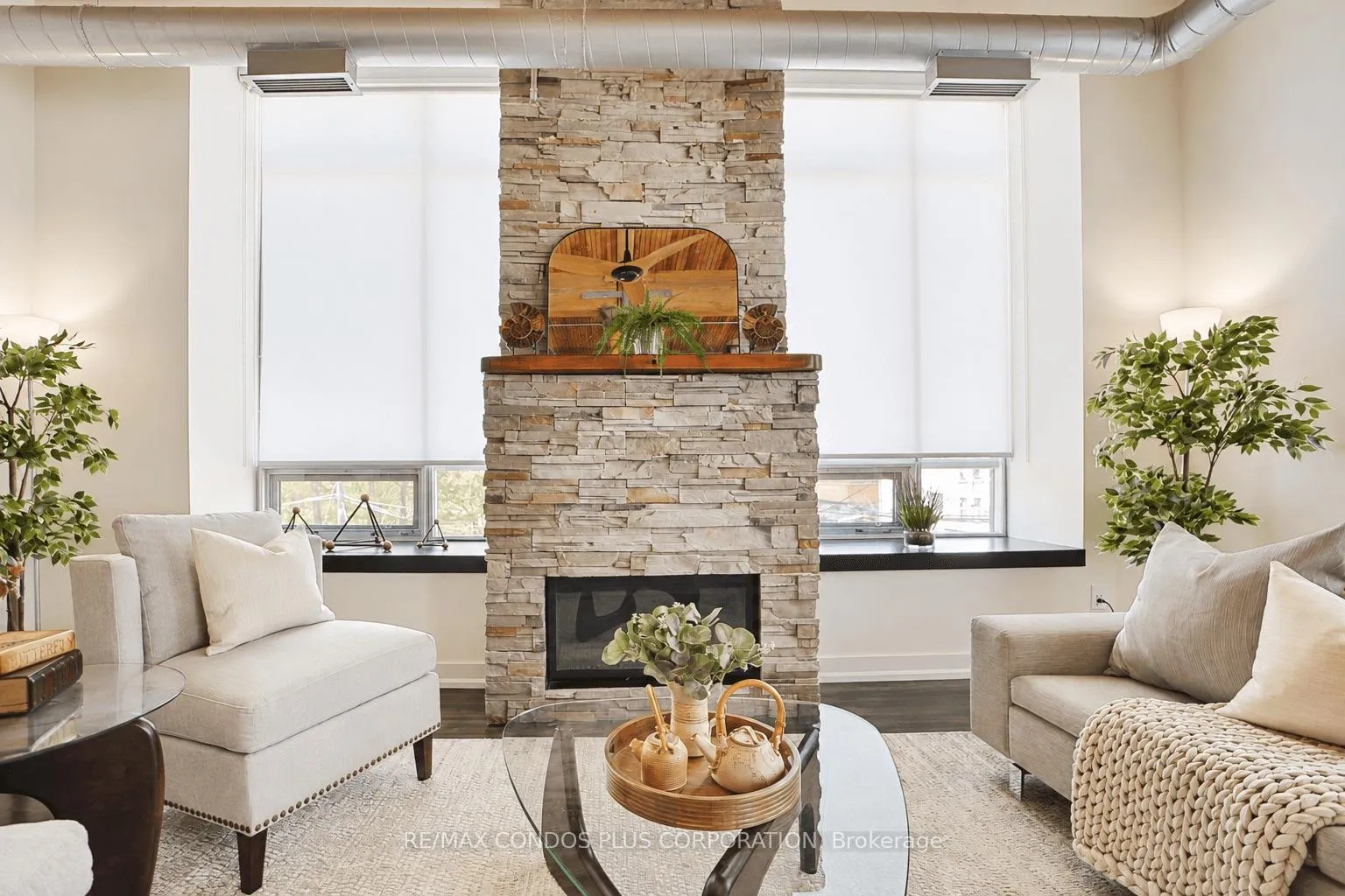 Photo 12 of Unit 225, 993 Queen Street W, Toronto, Niagara — HOMEH