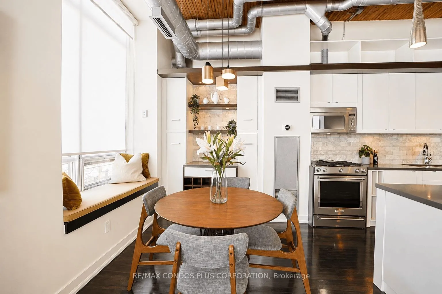 Photo 17 of Unit 225, 993 Queen Street W, Toronto, Niagara — HOMEH