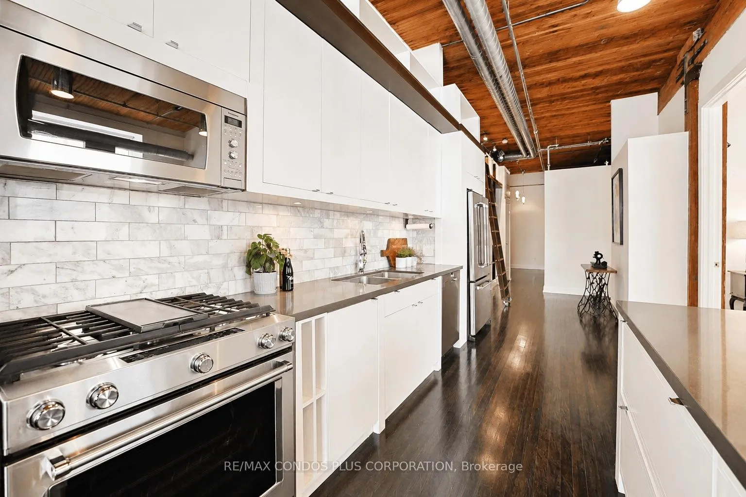 Photo 20 of Unit 225, 993 Queen Street W, Toronto, Niagara — HOMEH