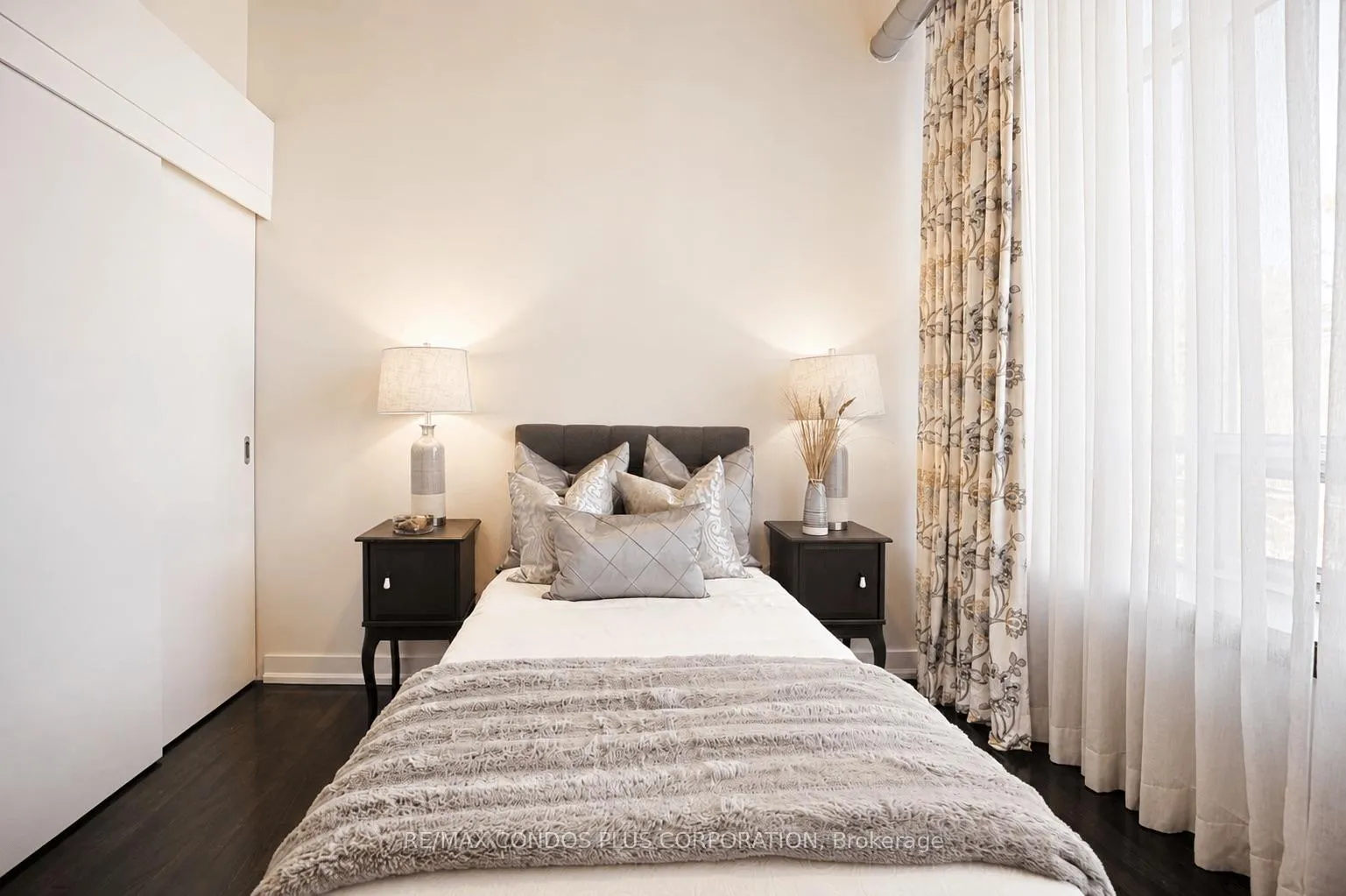 Photo 30 of Unit 225, 993 Queen Street W, Toronto, Niagara — HOMEH