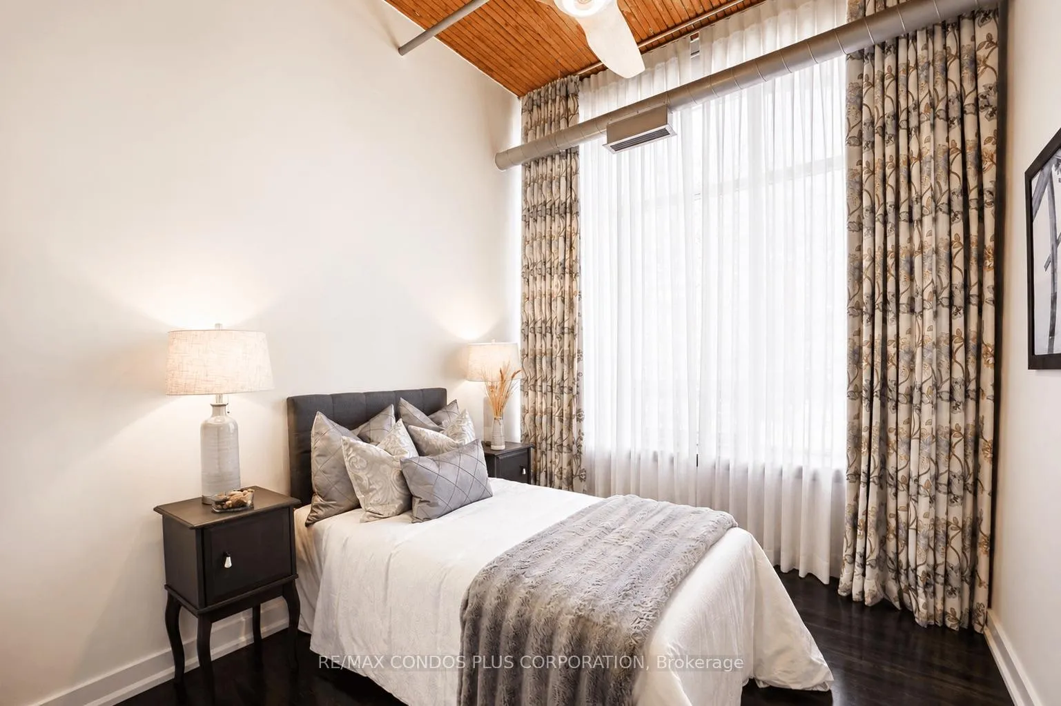 Photo 31 of Unit 225, 993 Queen Street W, Toronto, Niagara — HOMEH