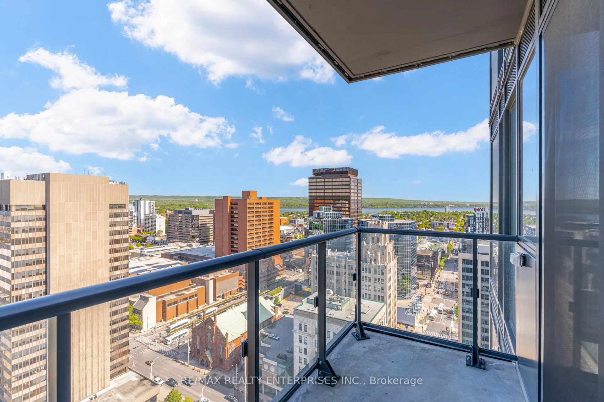 Photo 20 of Unit 2402, 75 James Street S, Hamilton, Corktown — HOMEH