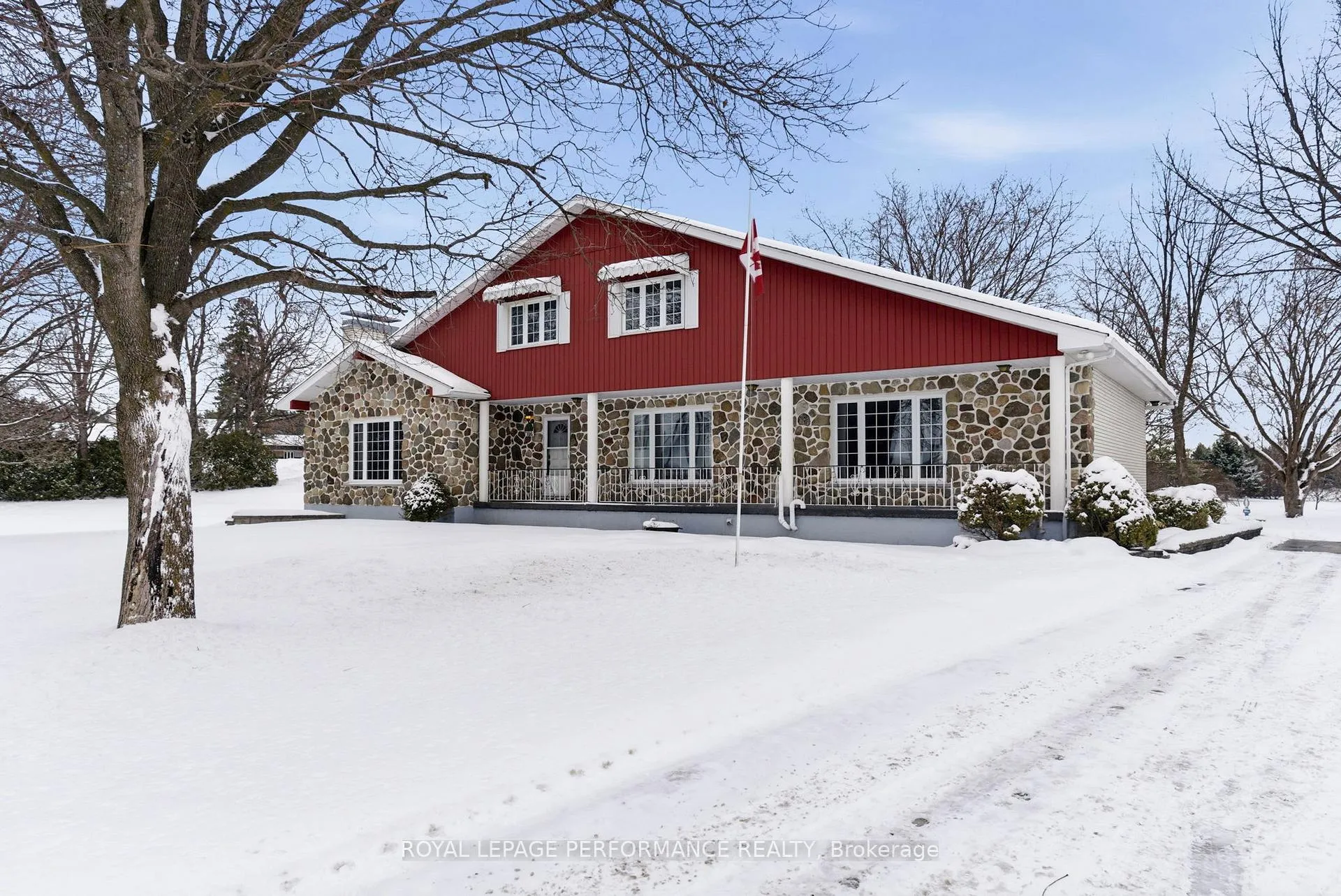 Photo 1 of 166 McCormick Road, North Glengarry, Alexandria — HOMEH