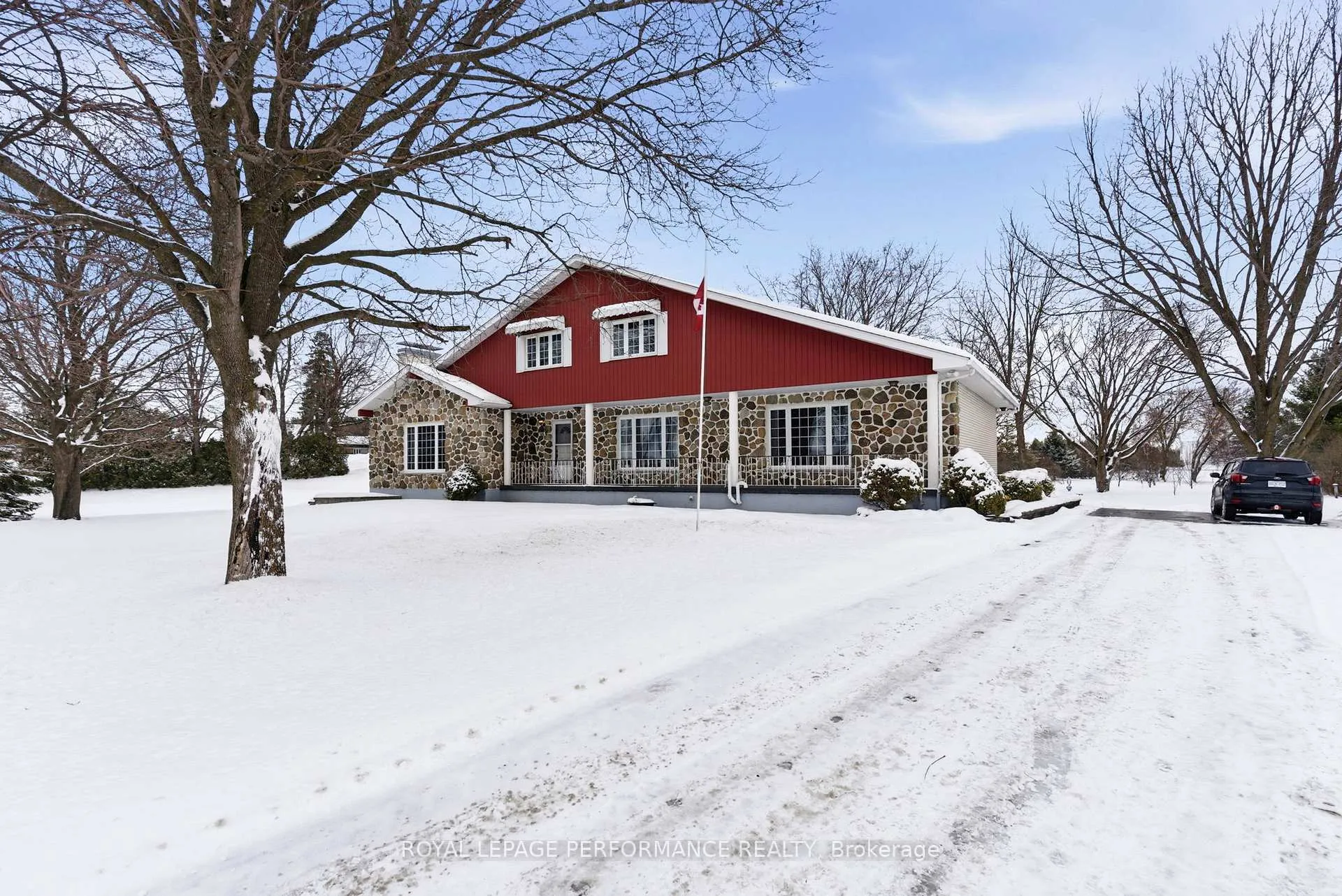 Photo 2 of 166 McCormick Road, North Glengarry, Alexandria — HOMEH