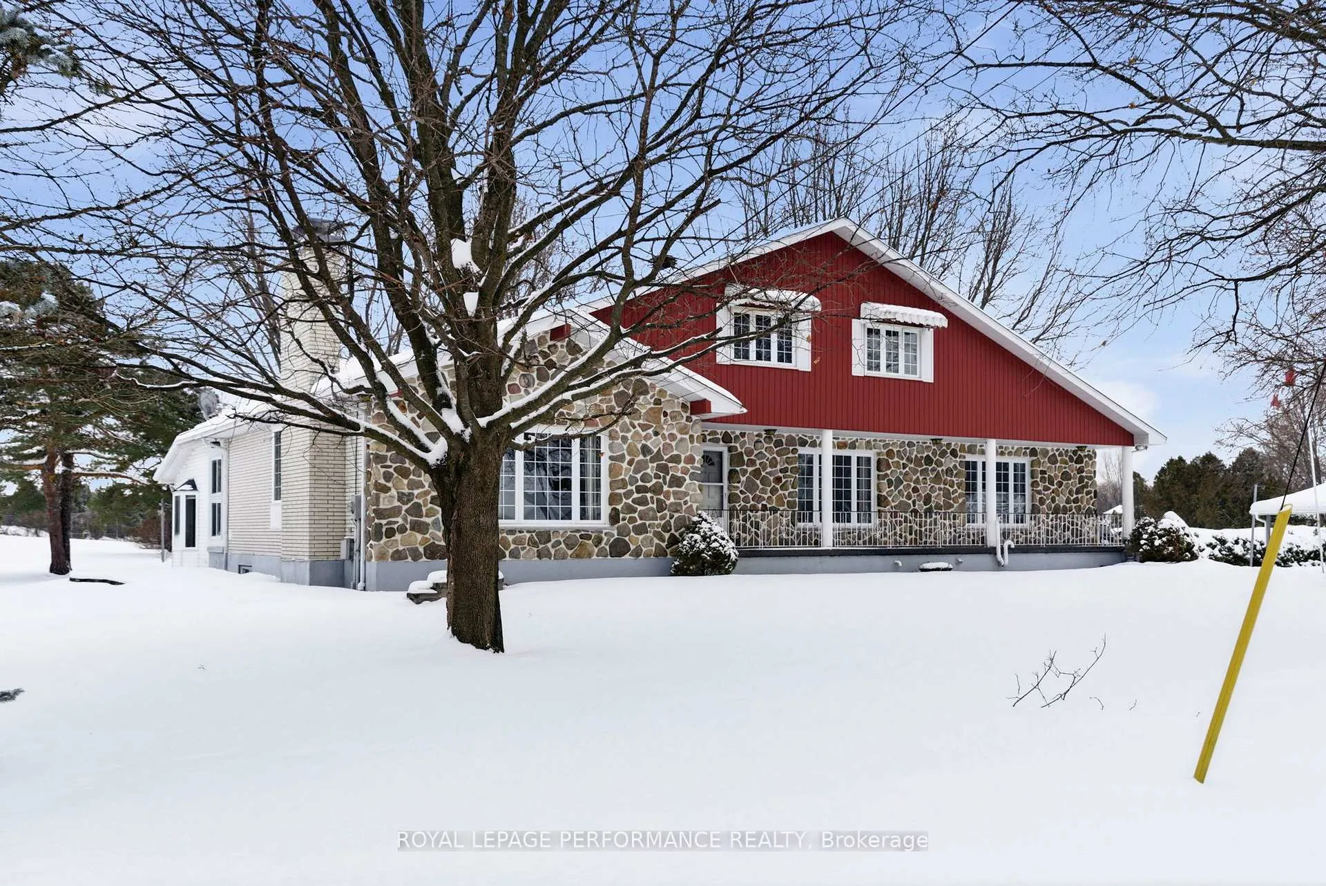 Photo 3 of 166 McCormick Road, North Glengarry, Alexandria — HOMEH